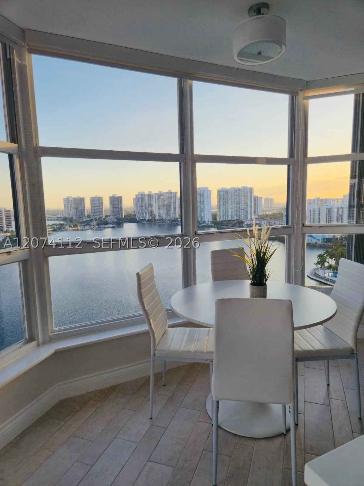 3530 Mystic Pointe Dr #2215, Aventura FL 33180