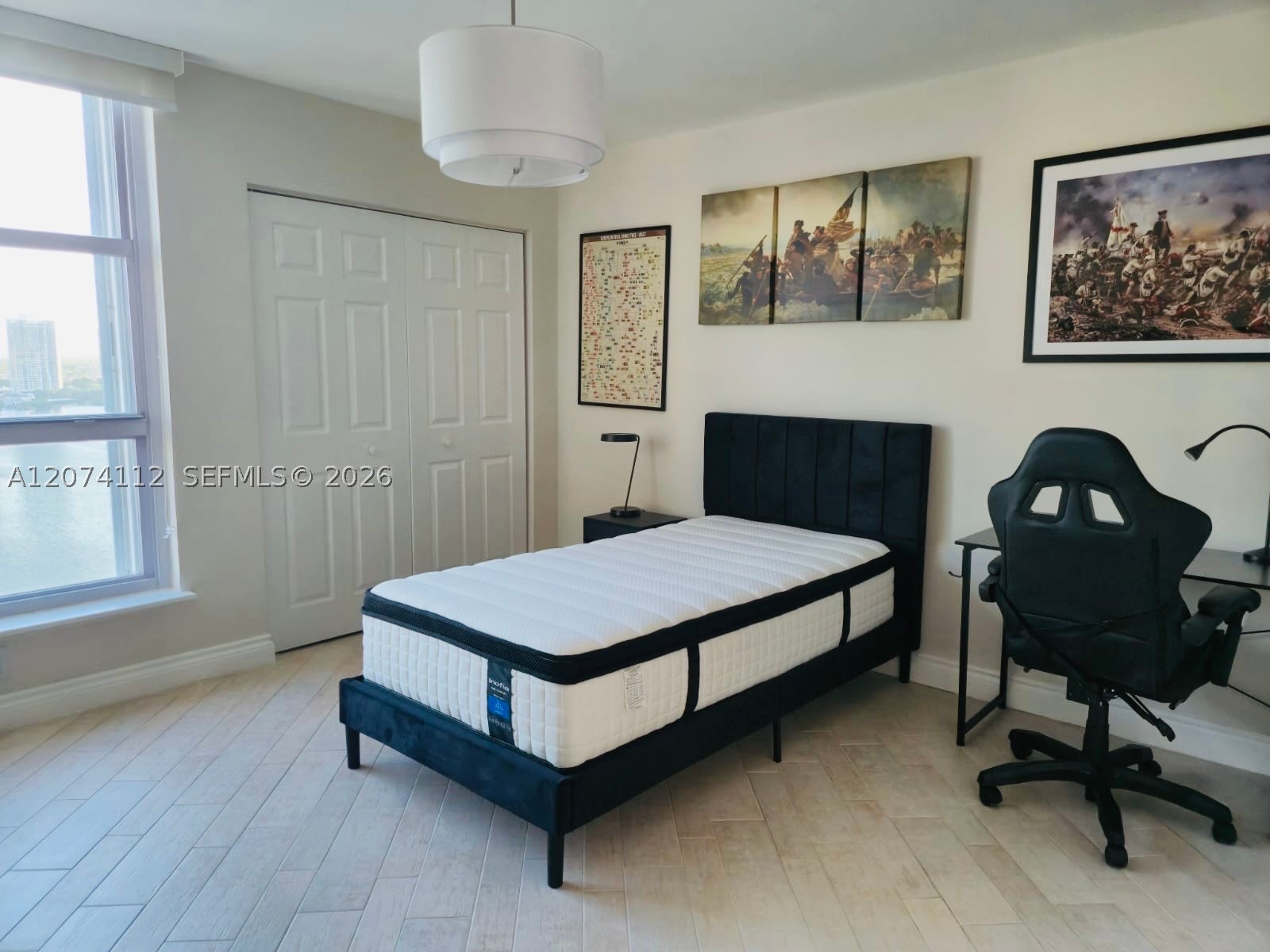 3530 Mystic Pointe Dr #2215, Aventura FL 33180