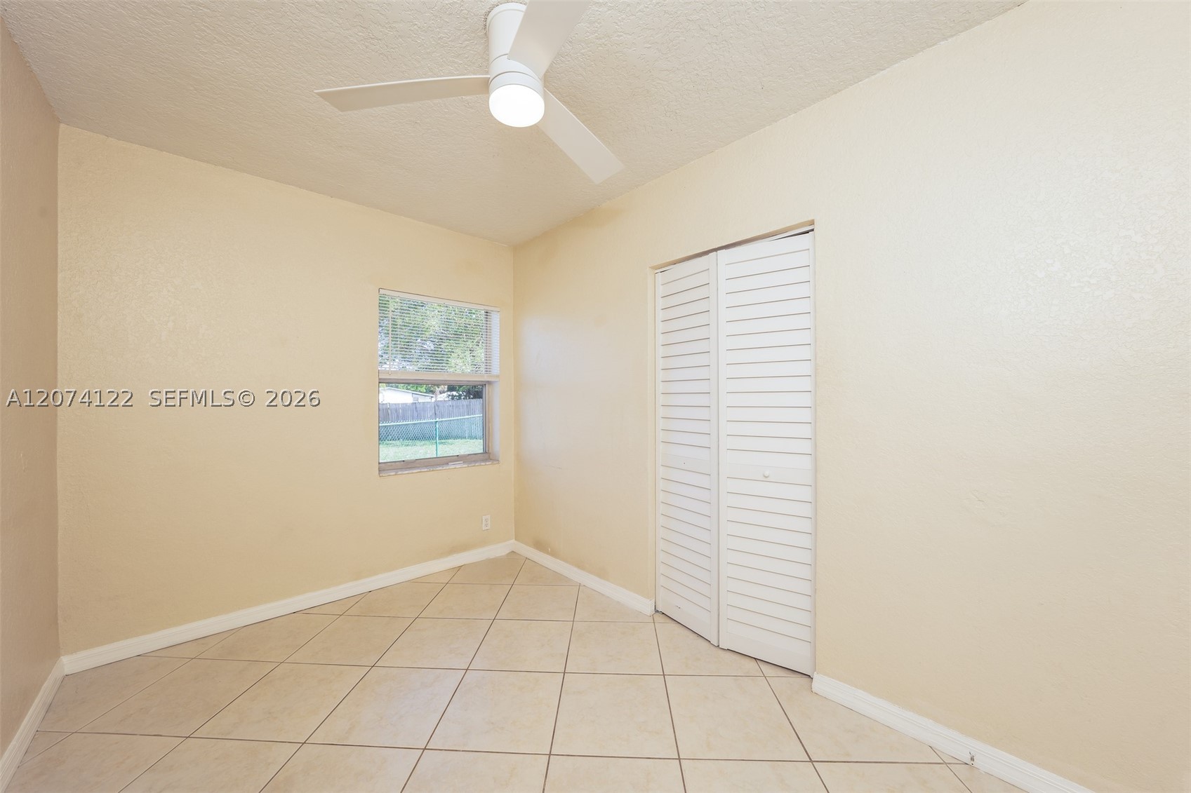900 W Bloxham St, Lantana FL 33462