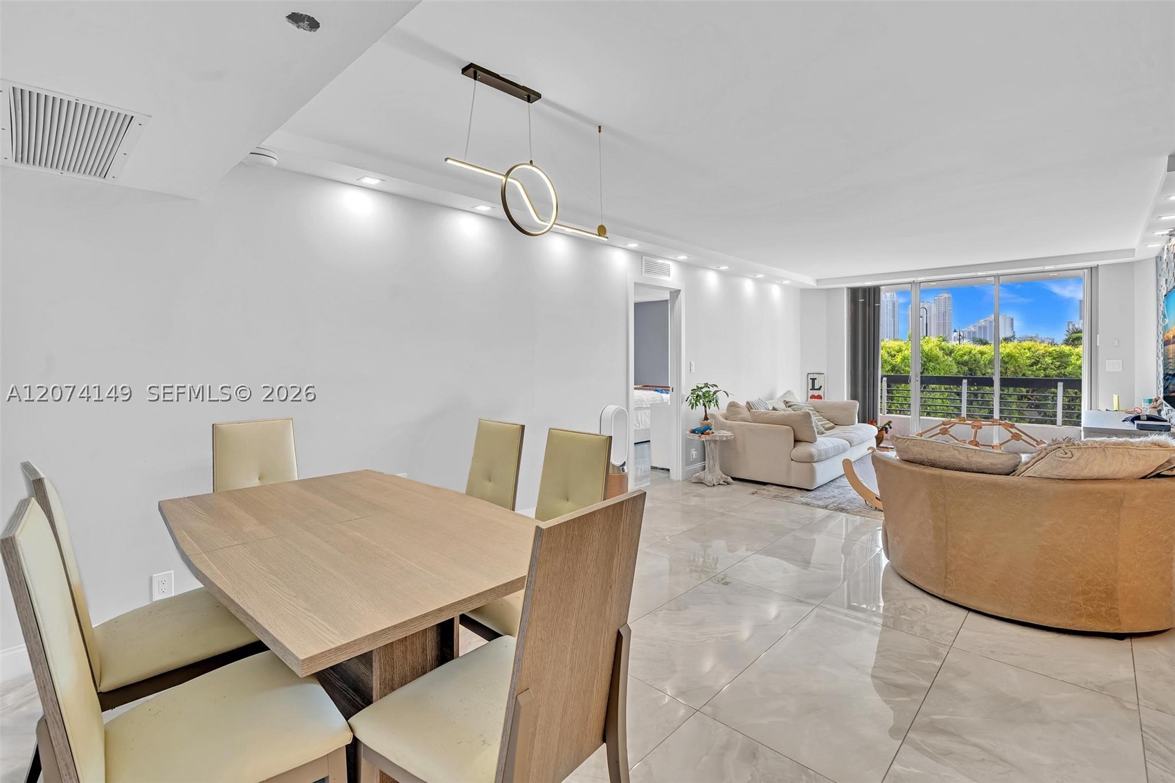 3530 Mystic Pointe Dr #411, Aventura FL 33180