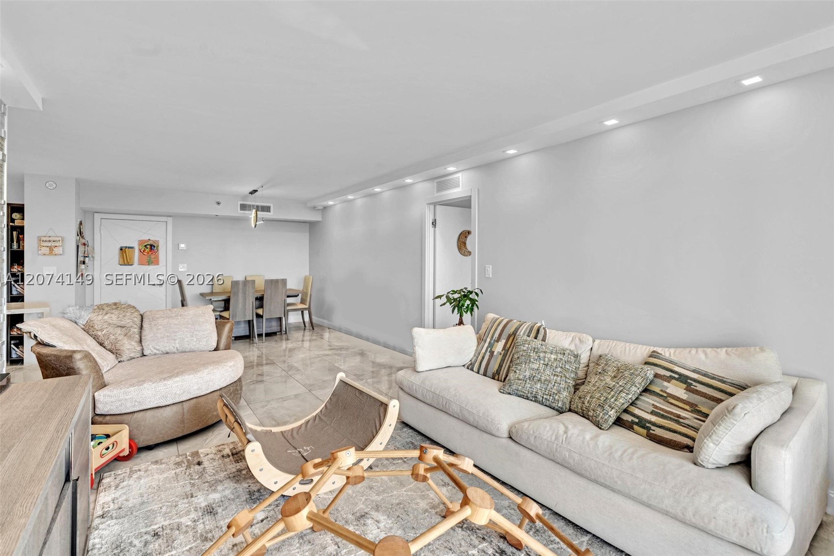 3530 Mystic Pointe Dr #411, Aventura FL 33180