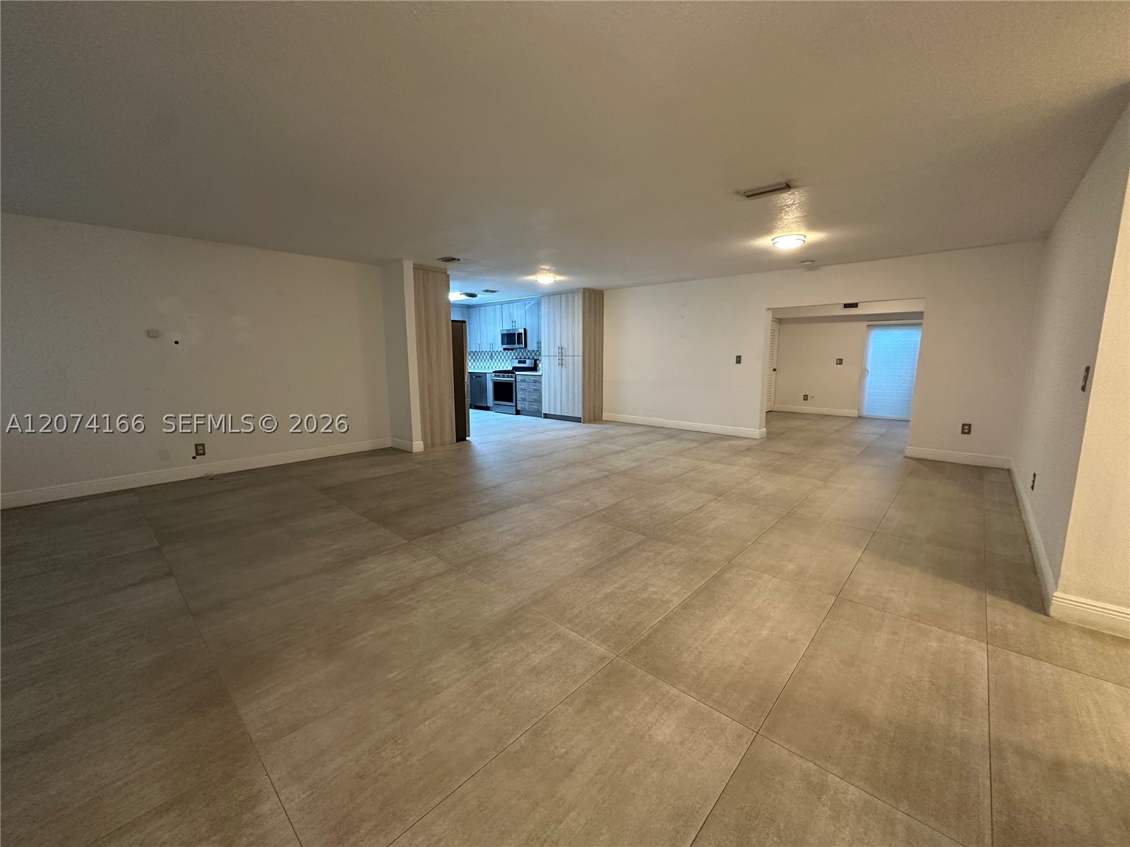 9461 SW 62nd St, Miami FL 33173