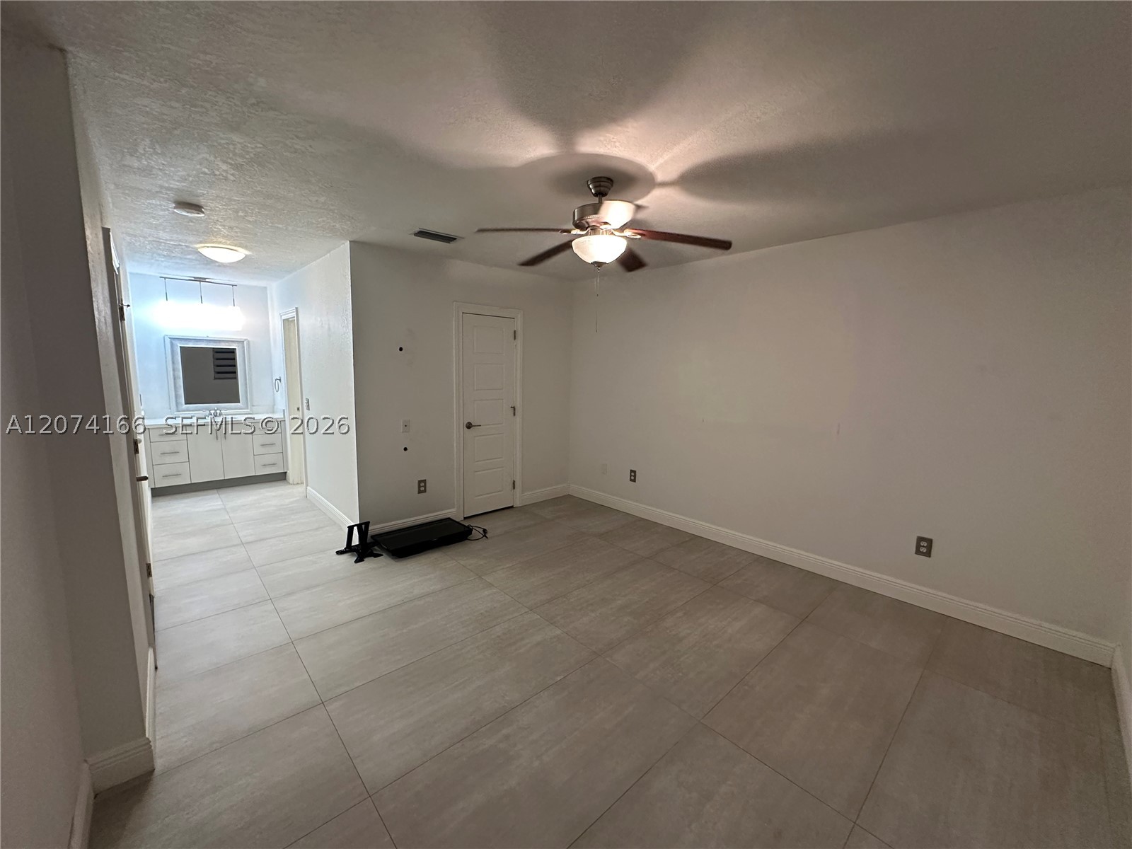 9461 SW 62nd St, Miami FL 33173