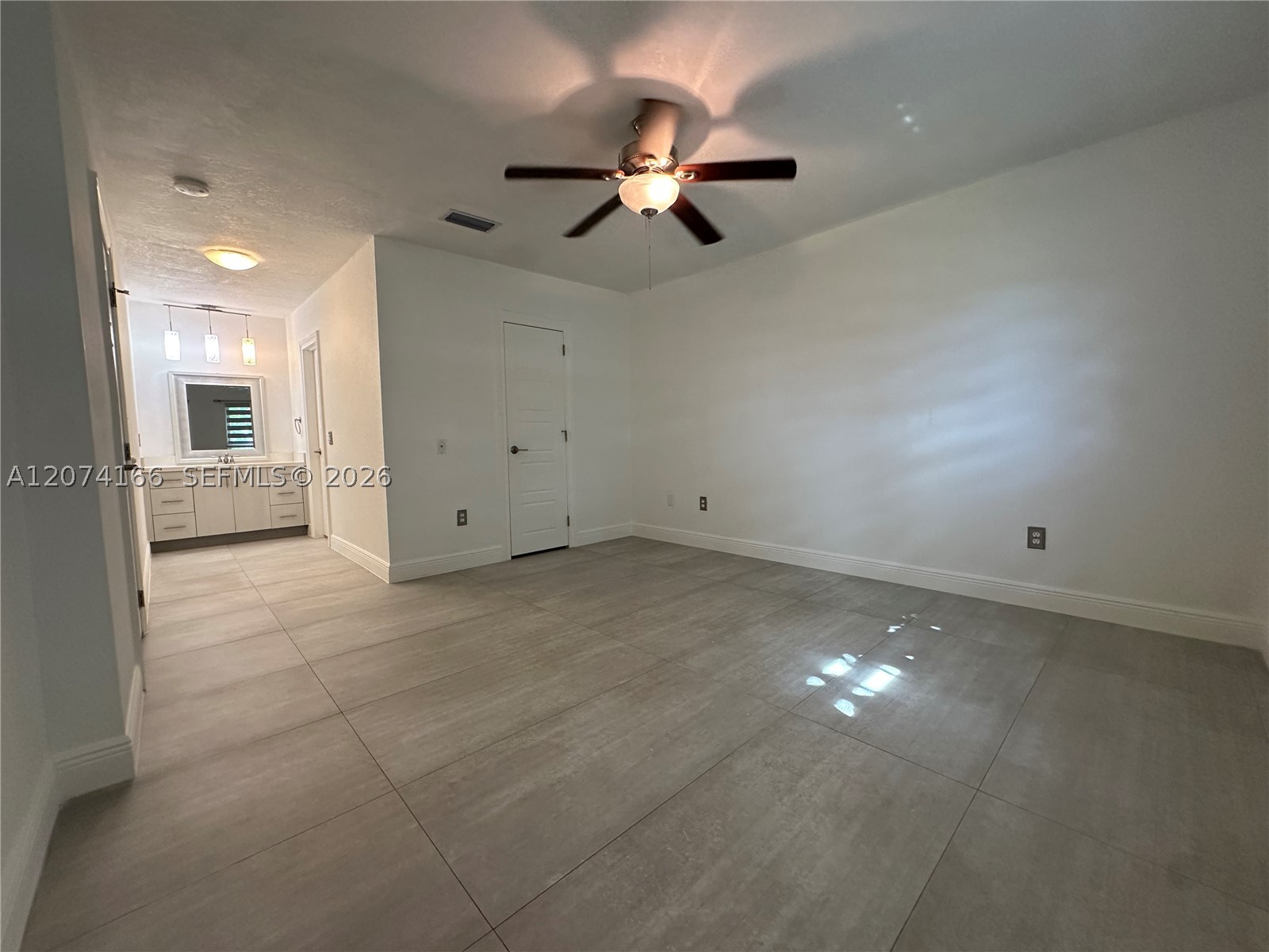 9461 SW 62nd St, Miami FL 33173