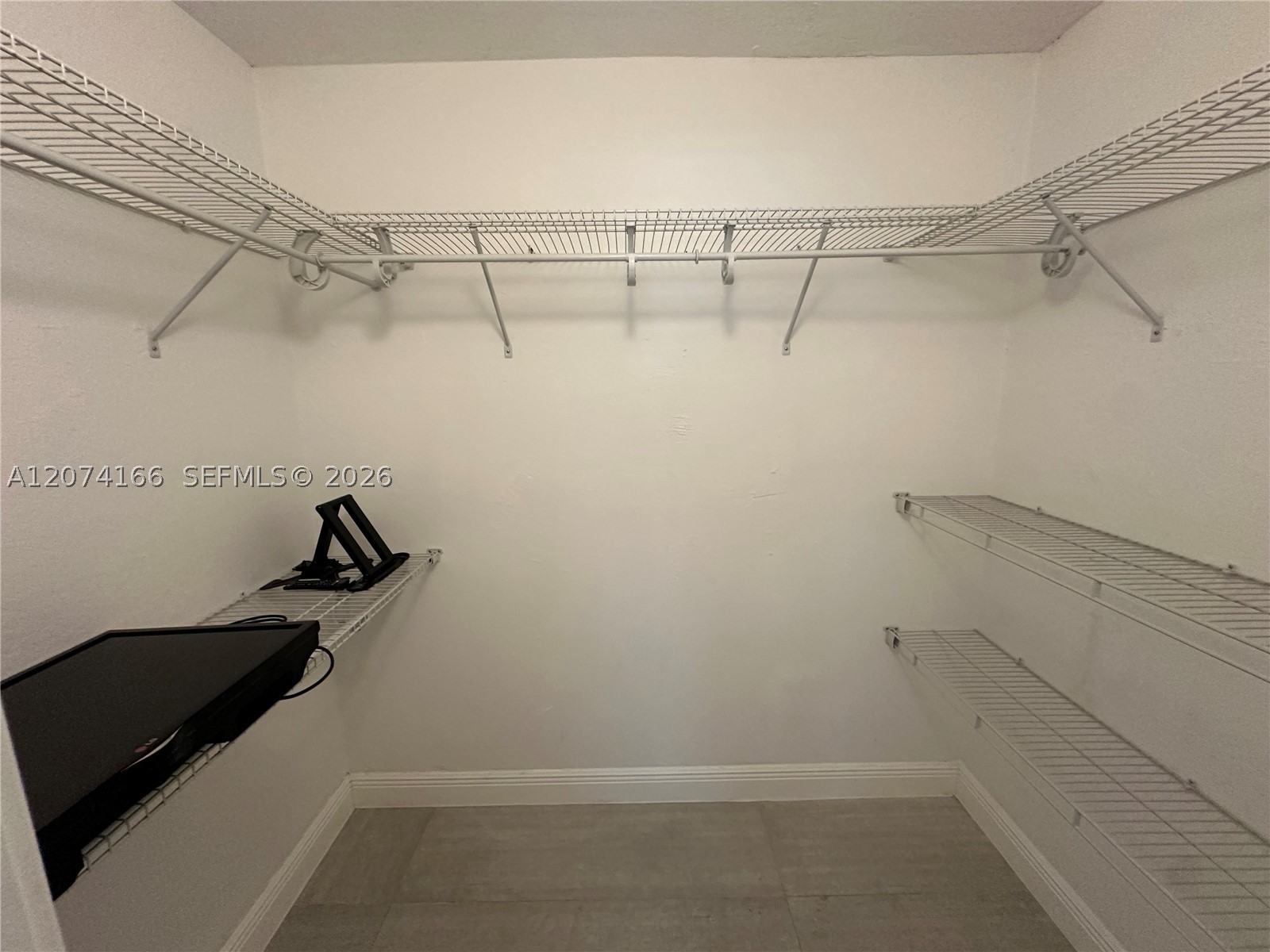 9461 SW 62nd St, Miami FL 33173