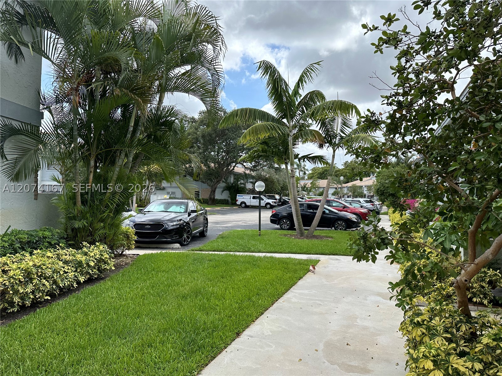 9849 S Riverside Dr #8-26, Coral Springs FL 33071