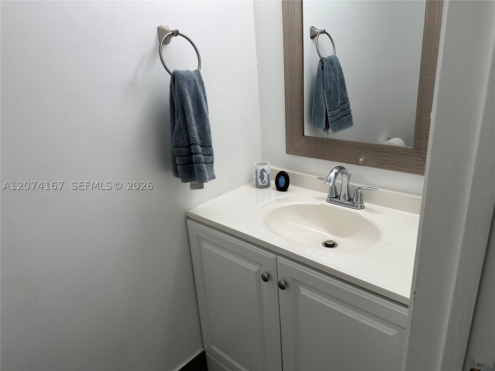 9849 S Riverside Dr #8-26, Coral Springs FL 33071