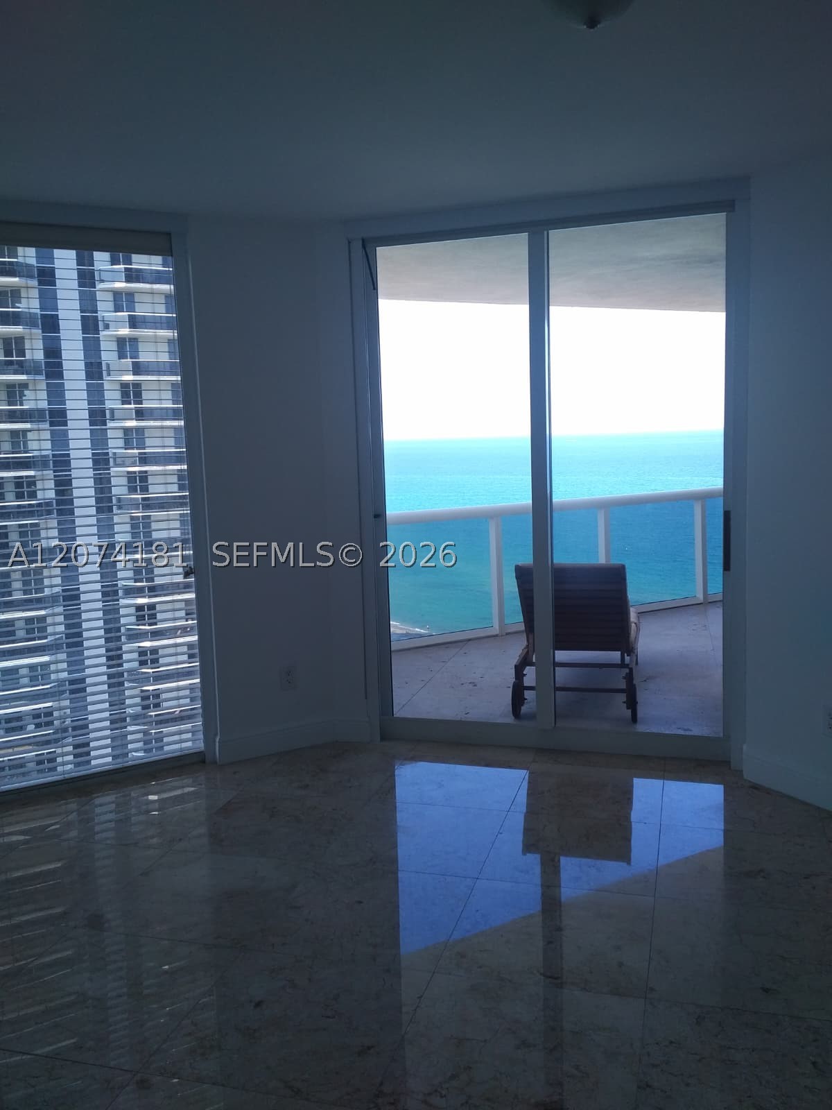 4775 Collins Ave #2208, Miami Beach FL 33140