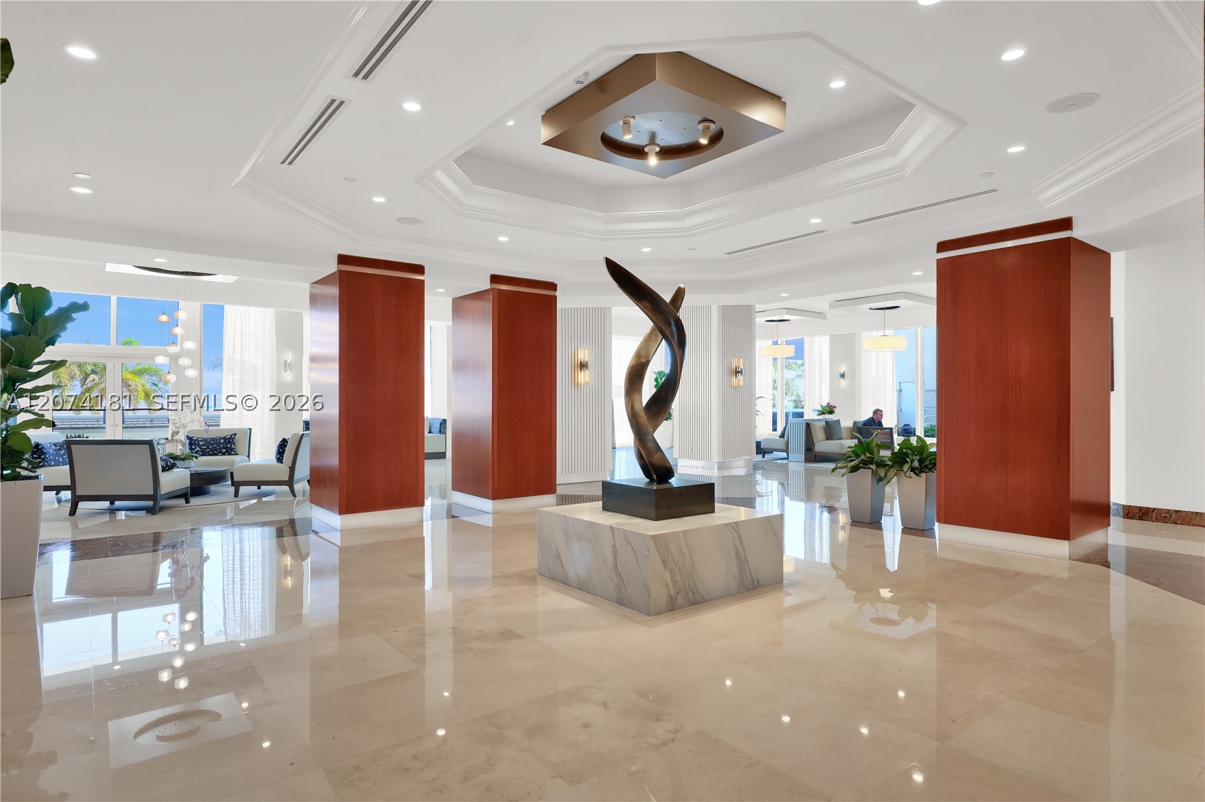 4775 Collins Ave #2208, Miami Beach FL 33140