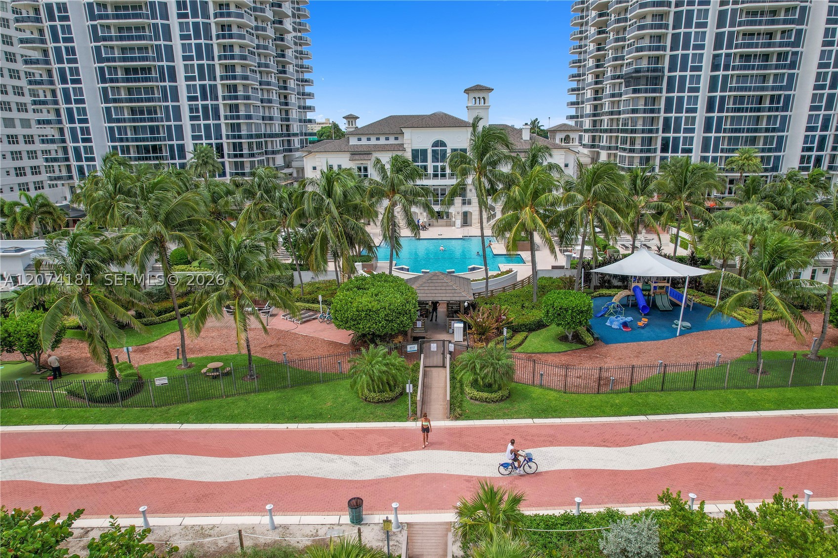 4775 Collins Ave #2208, Miami Beach FL 33140