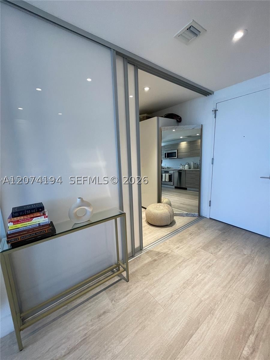121 NE 34th St #2005, Miami FL 33137