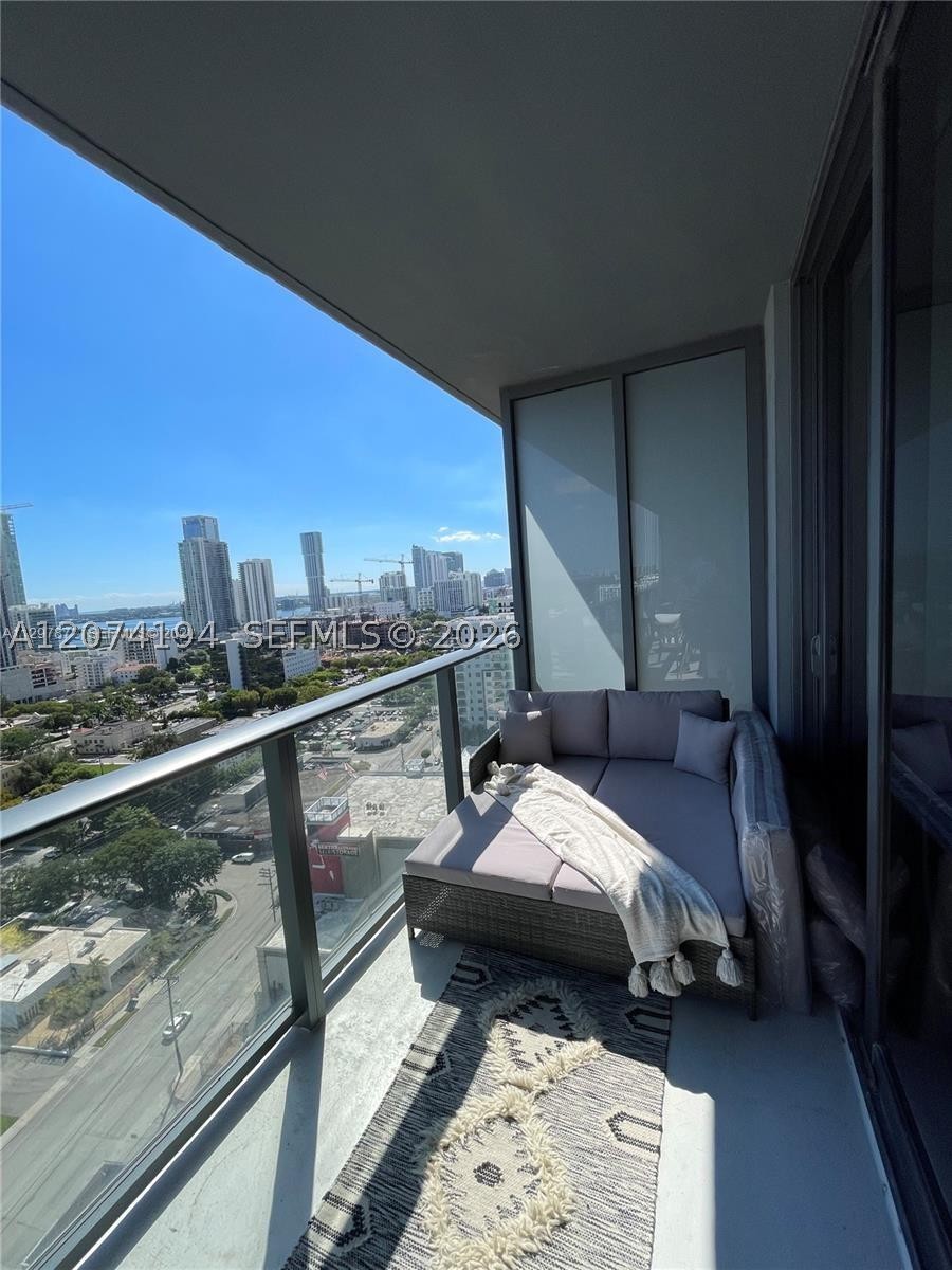 121 NE 34th St #2005, Miami FL 33137