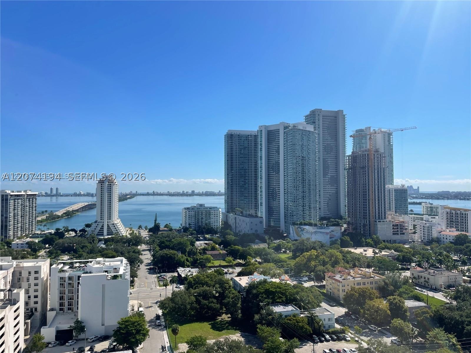 121 NE 34th St #2005, Miami FL 33137