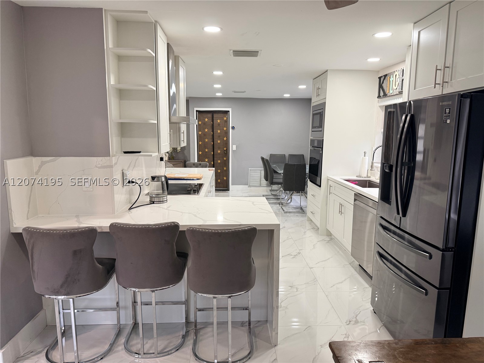 6710 SW 10th Ct, North Lauderdale FL 33068