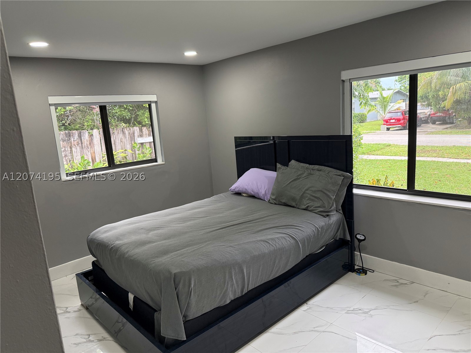 6710 SW 10th Ct, North Lauderdale FL 33068