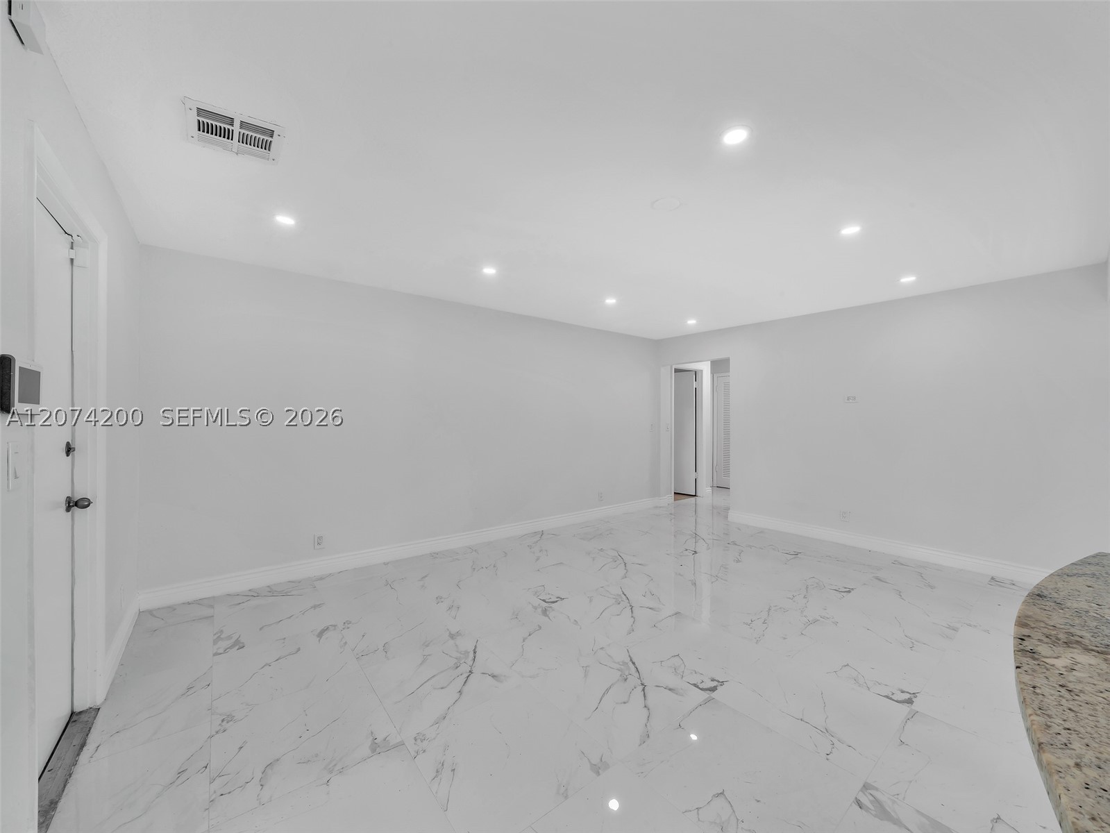 10251 NW 39th Ct, Coral Springs FL 33065