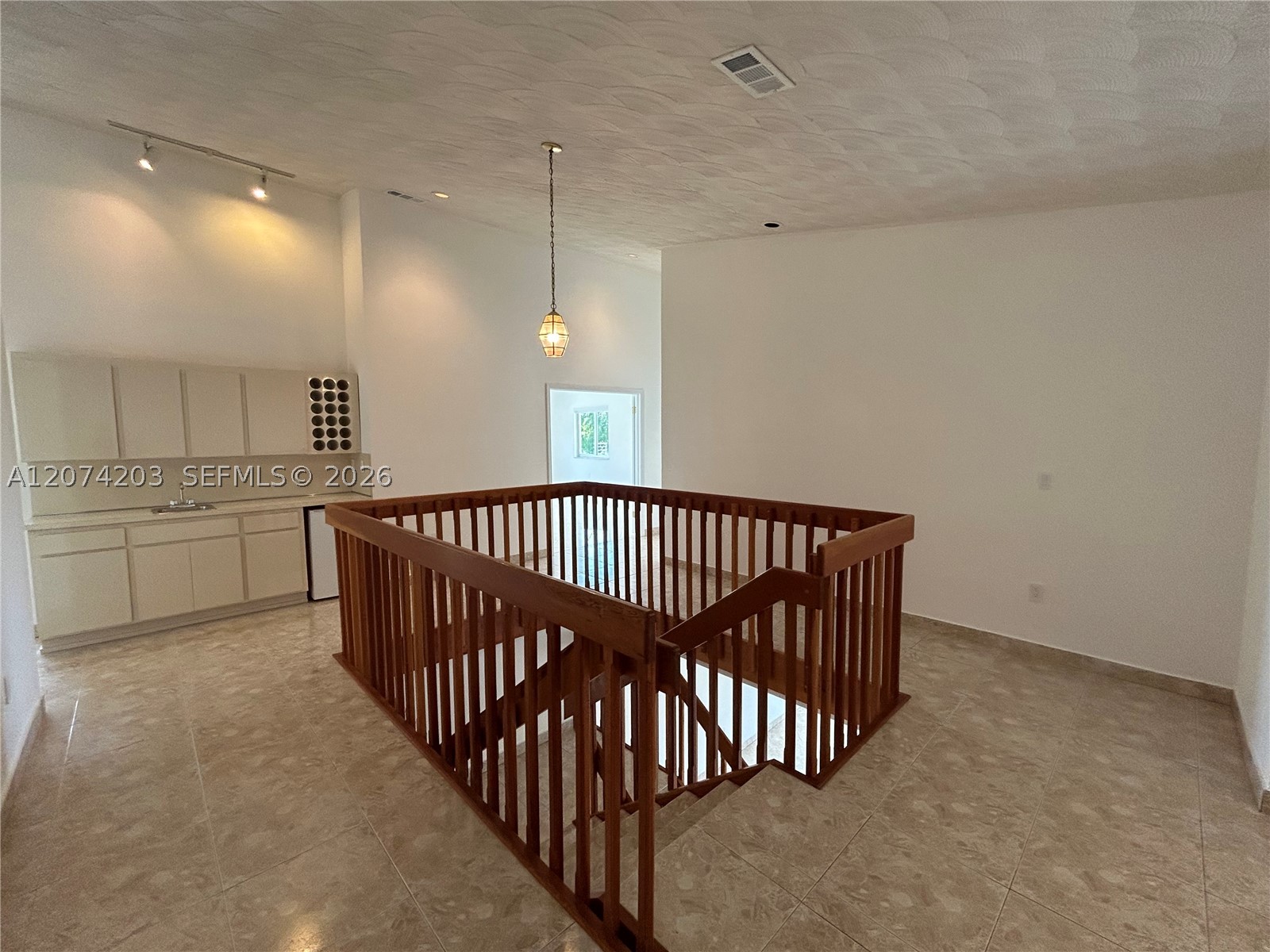6611 SW 99th Ave, Miami FL 33173