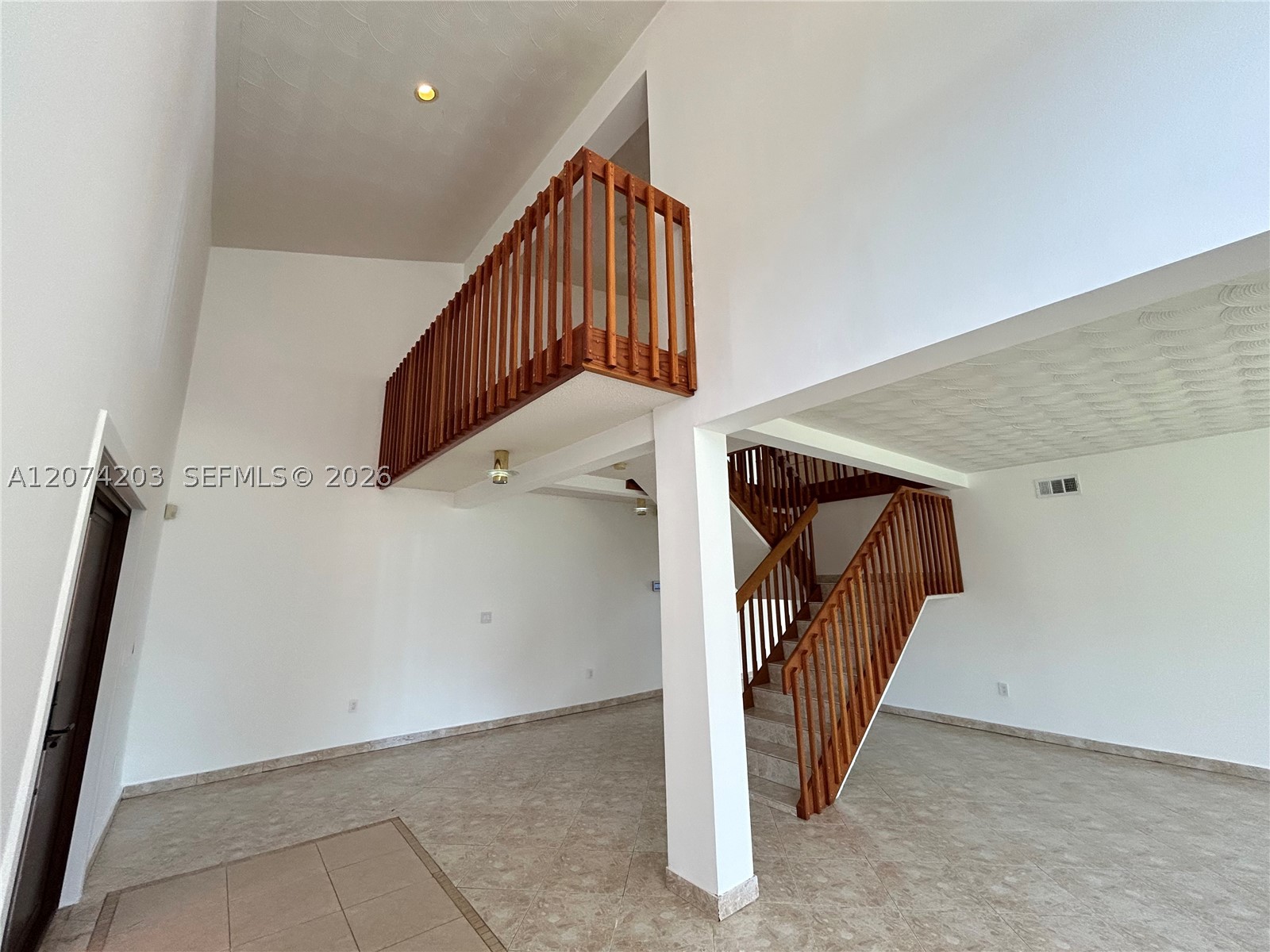 6611 SW 99th Ave, Miami FL 33173