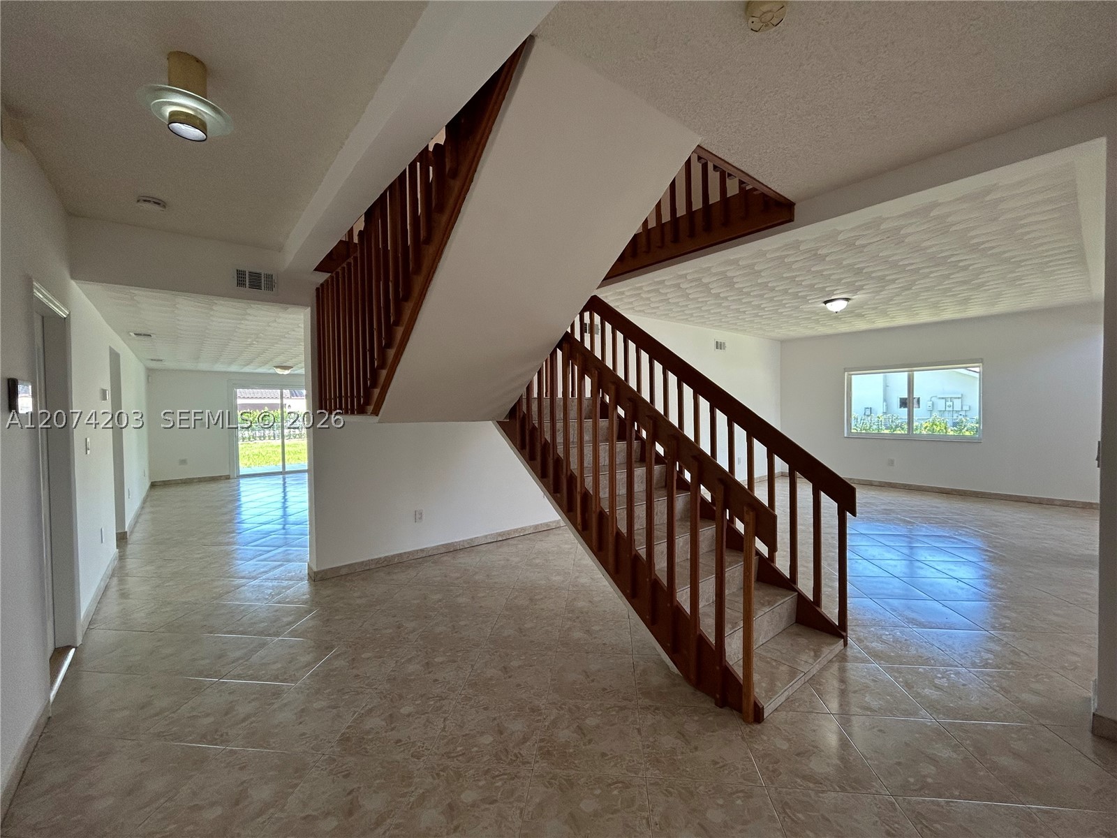 6611 SW 99th Ave, Miami FL 33173