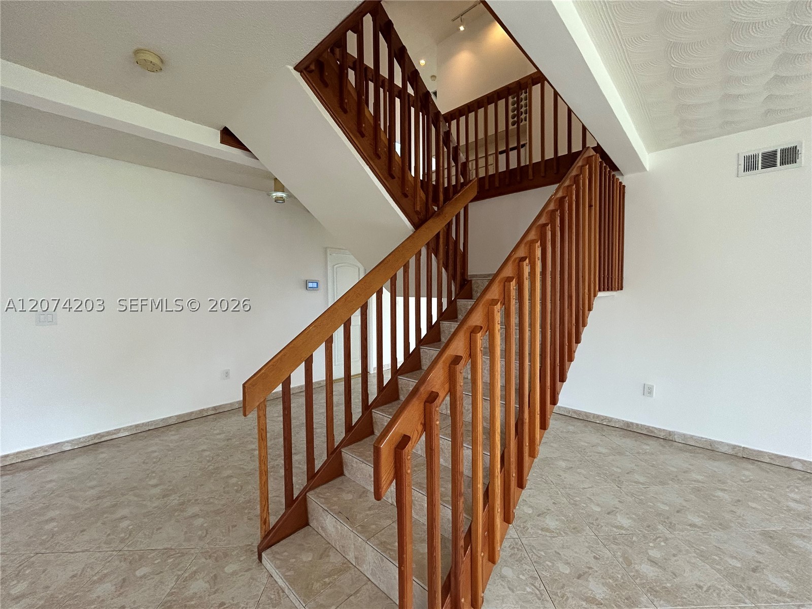 6611 SW 99th Ave, Miami FL 33173