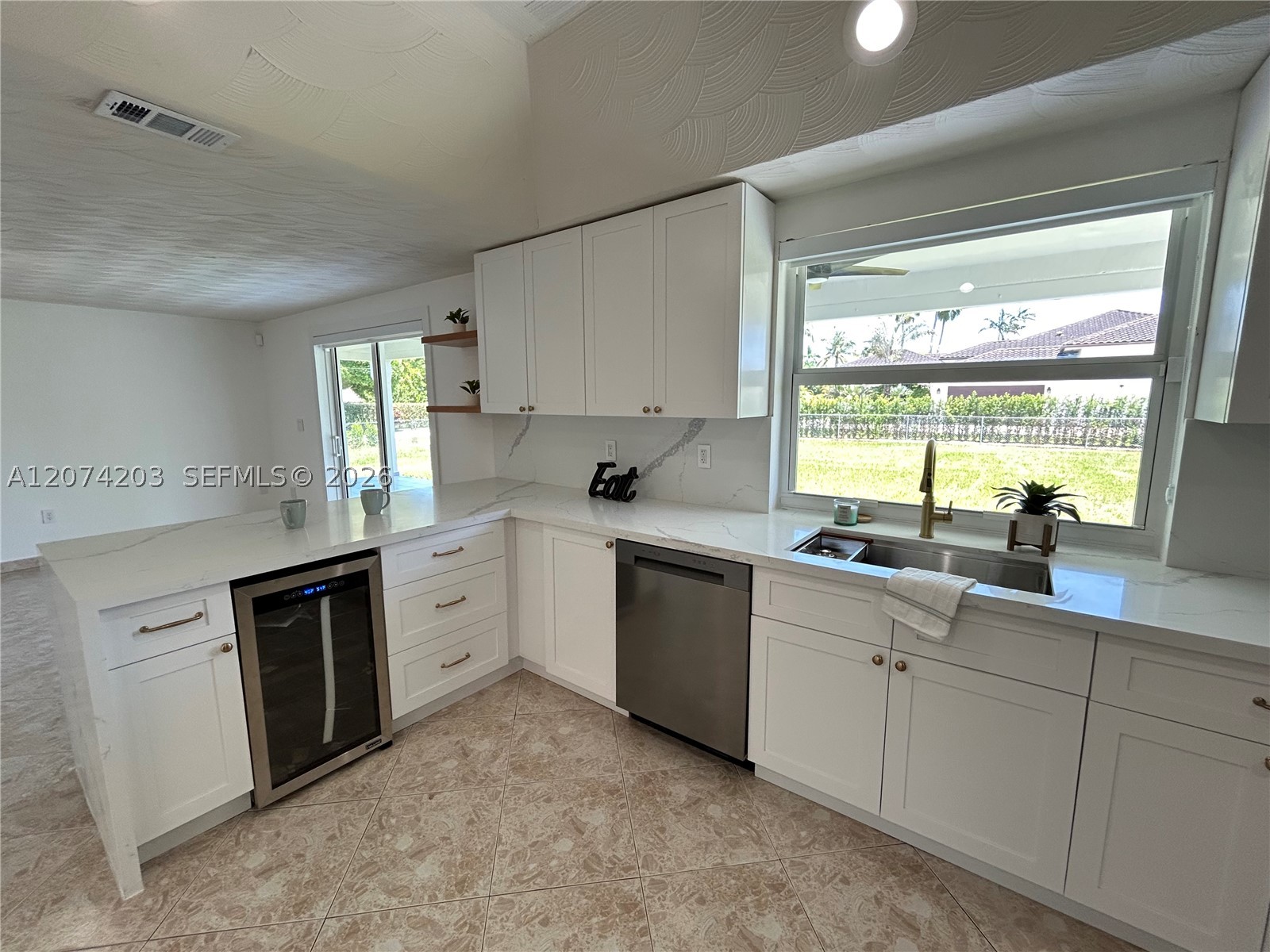 6611 SW 99th Ave, Miami FL 33173