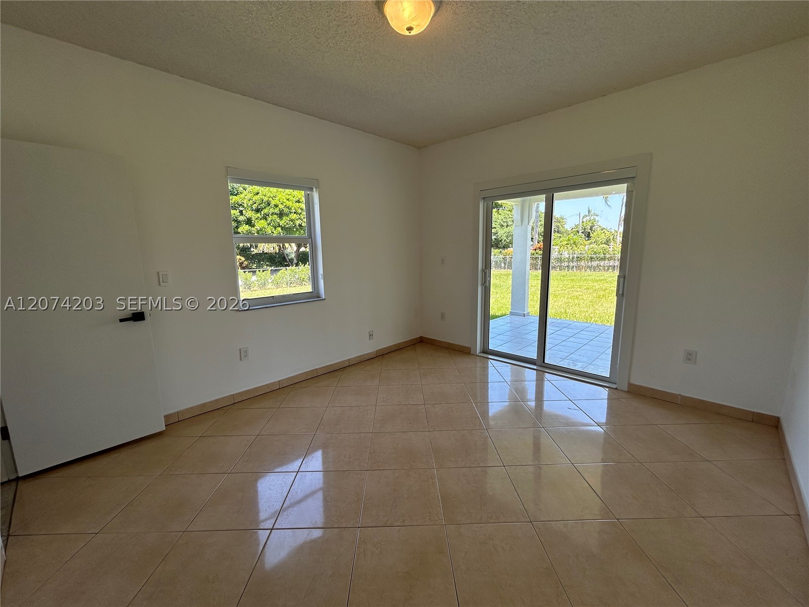6611 SW 99th Ave, Miami FL 33173