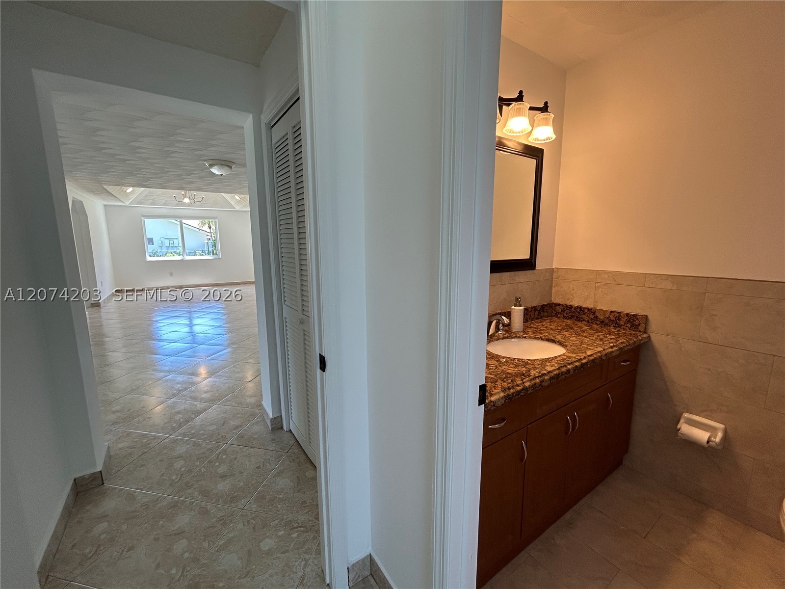 6611 SW 99th Ave, Miami FL 33173