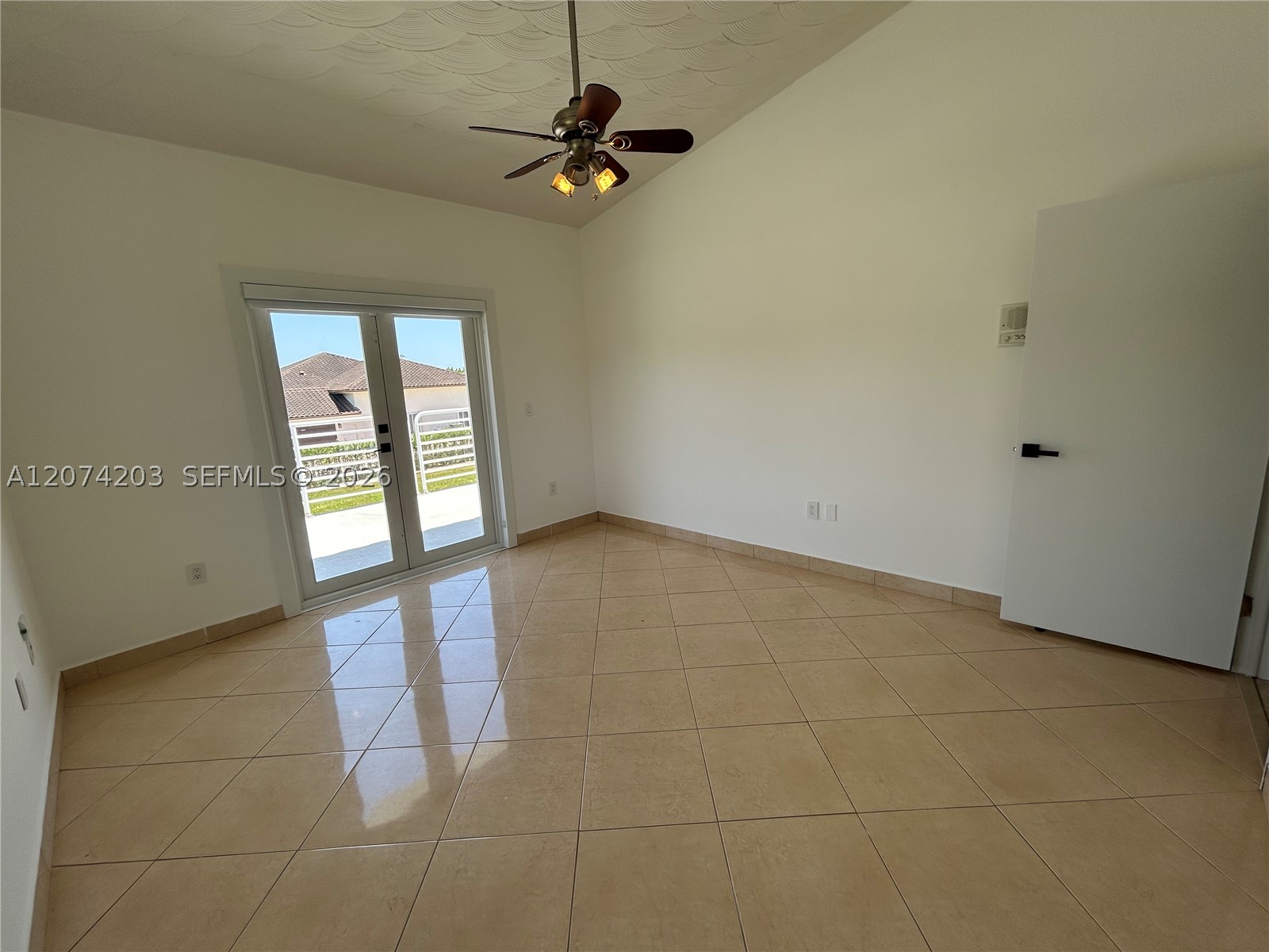 6611 SW 99th Ave, Miami FL 33173