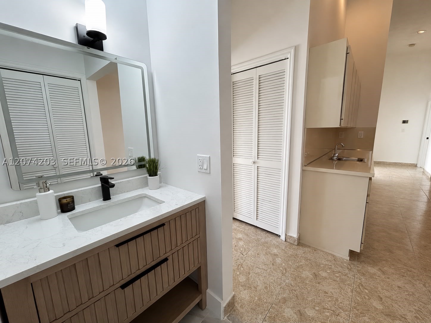6611 SW 99th Ave, Miami FL 33173
