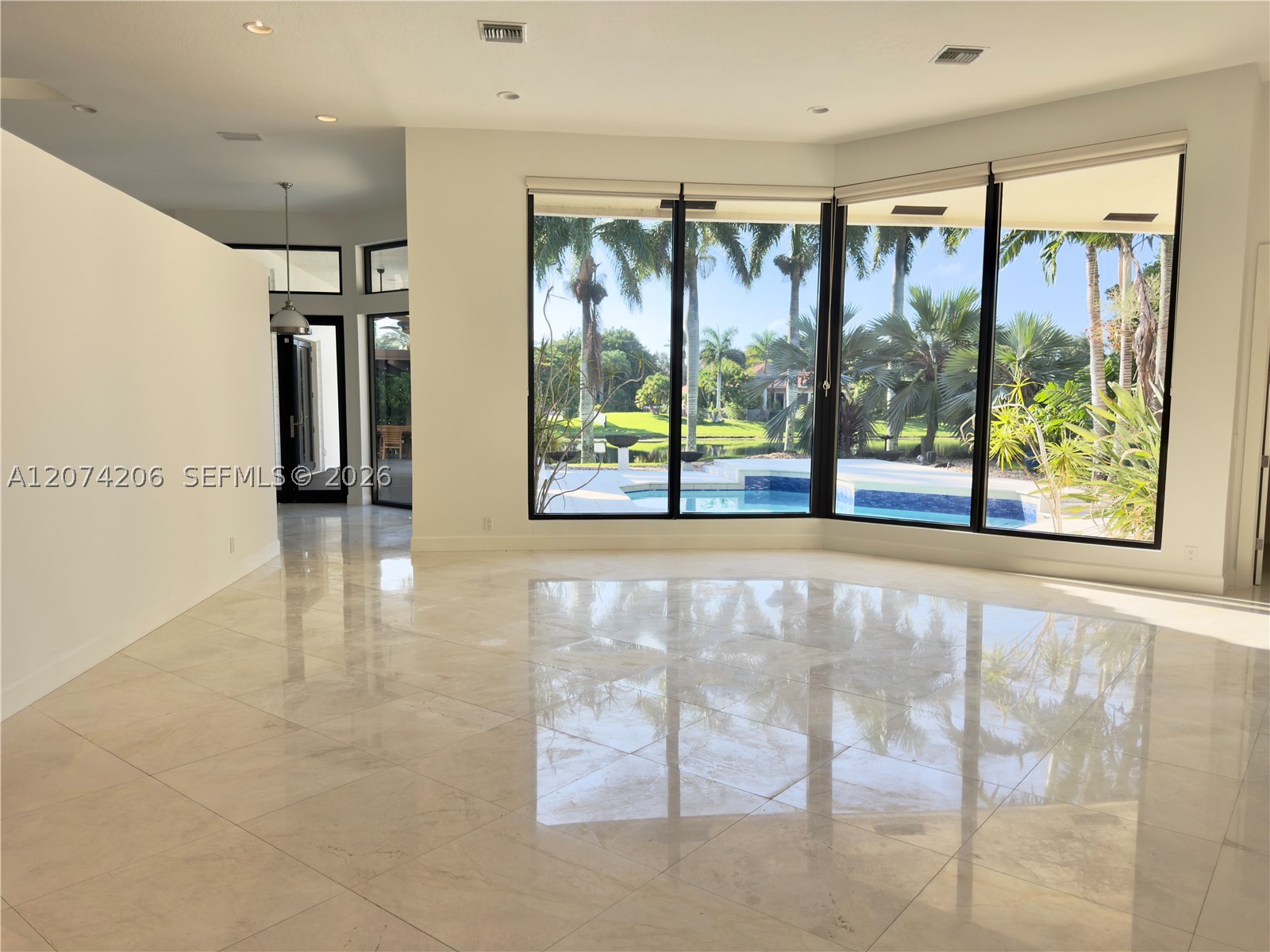 2880 Windmill Ranch Rd, Weston FL 33331