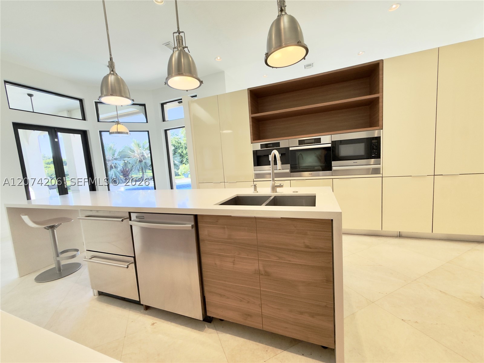 2880 Windmill Ranch Rd, Weston FL 33331