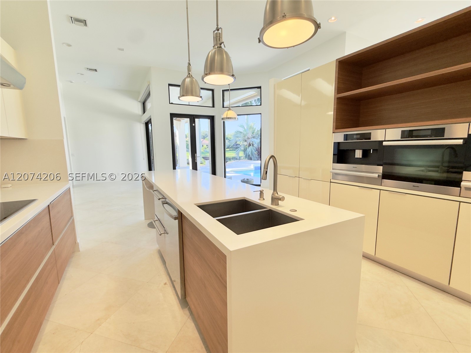 2880 Windmill Ranch Rd, Weston FL 33331