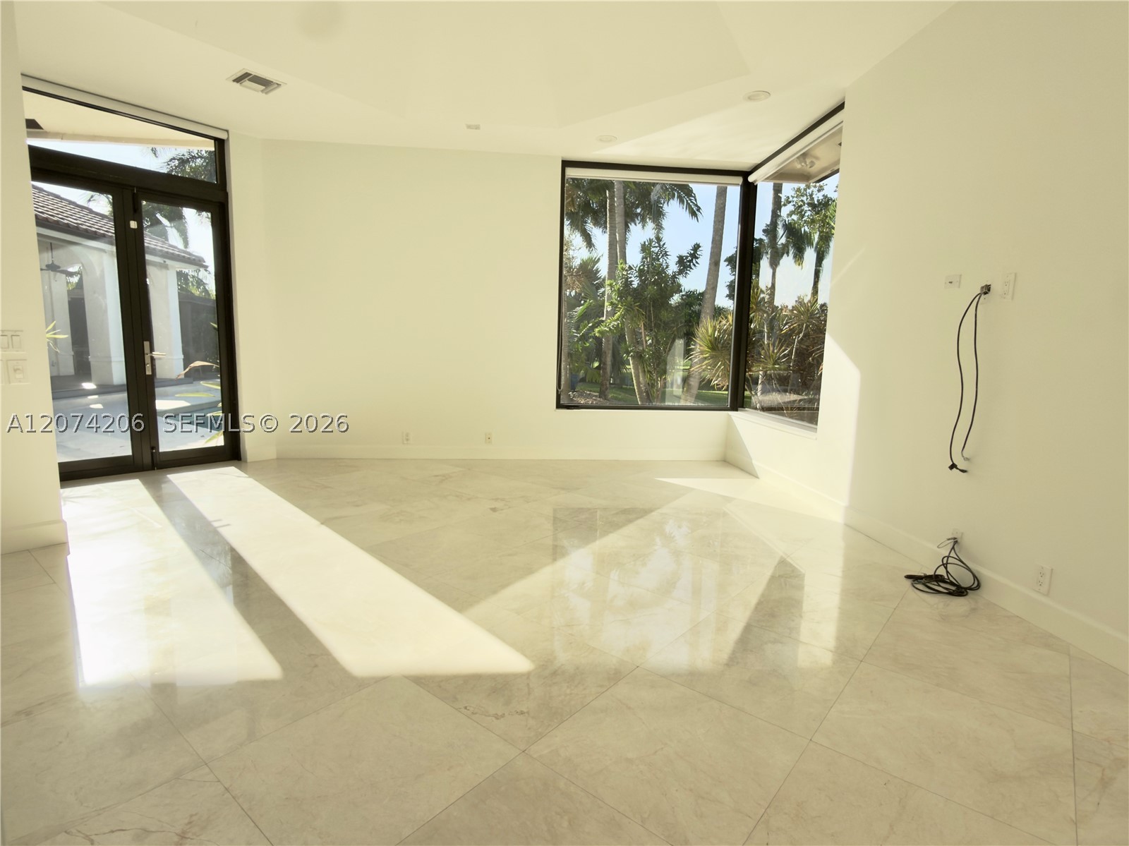 2880 Windmill Ranch Rd, Weston FL 33331