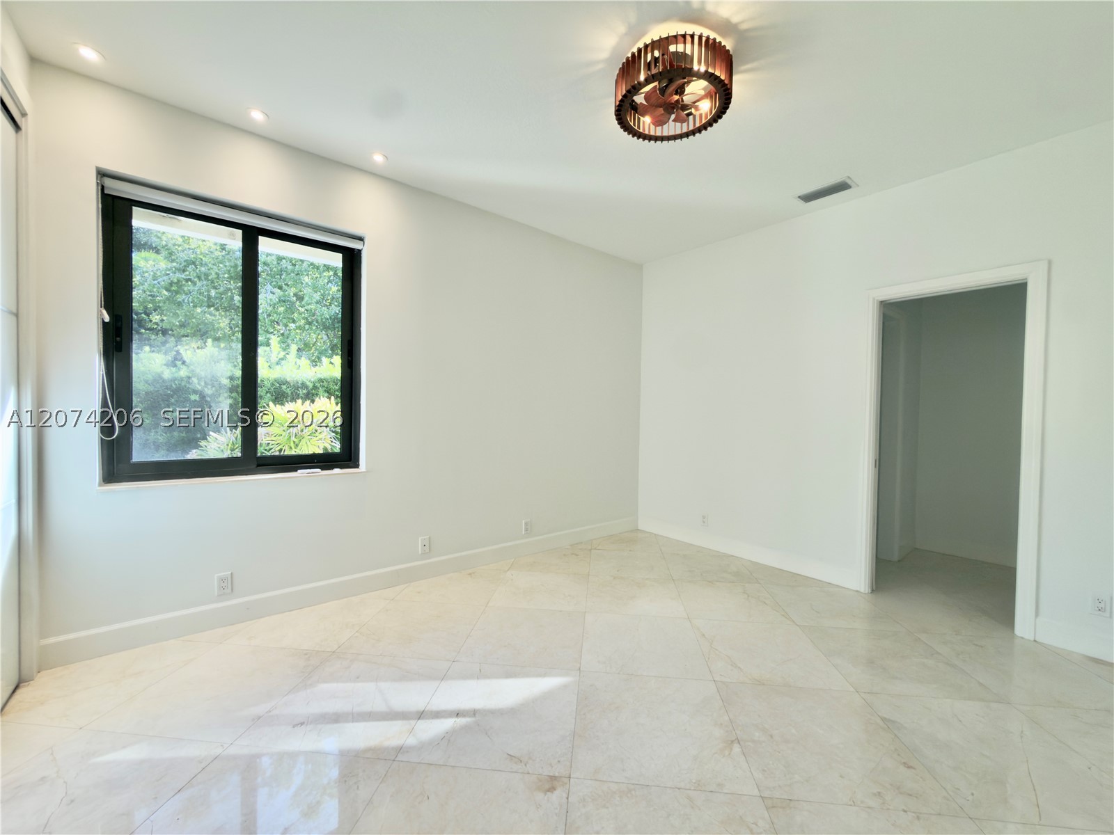 2880 Windmill Ranch Rd, Weston FL 33331