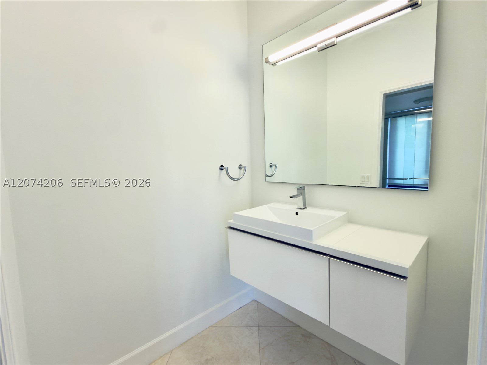 2880 Windmill Ranch Rd, Weston FL 33331