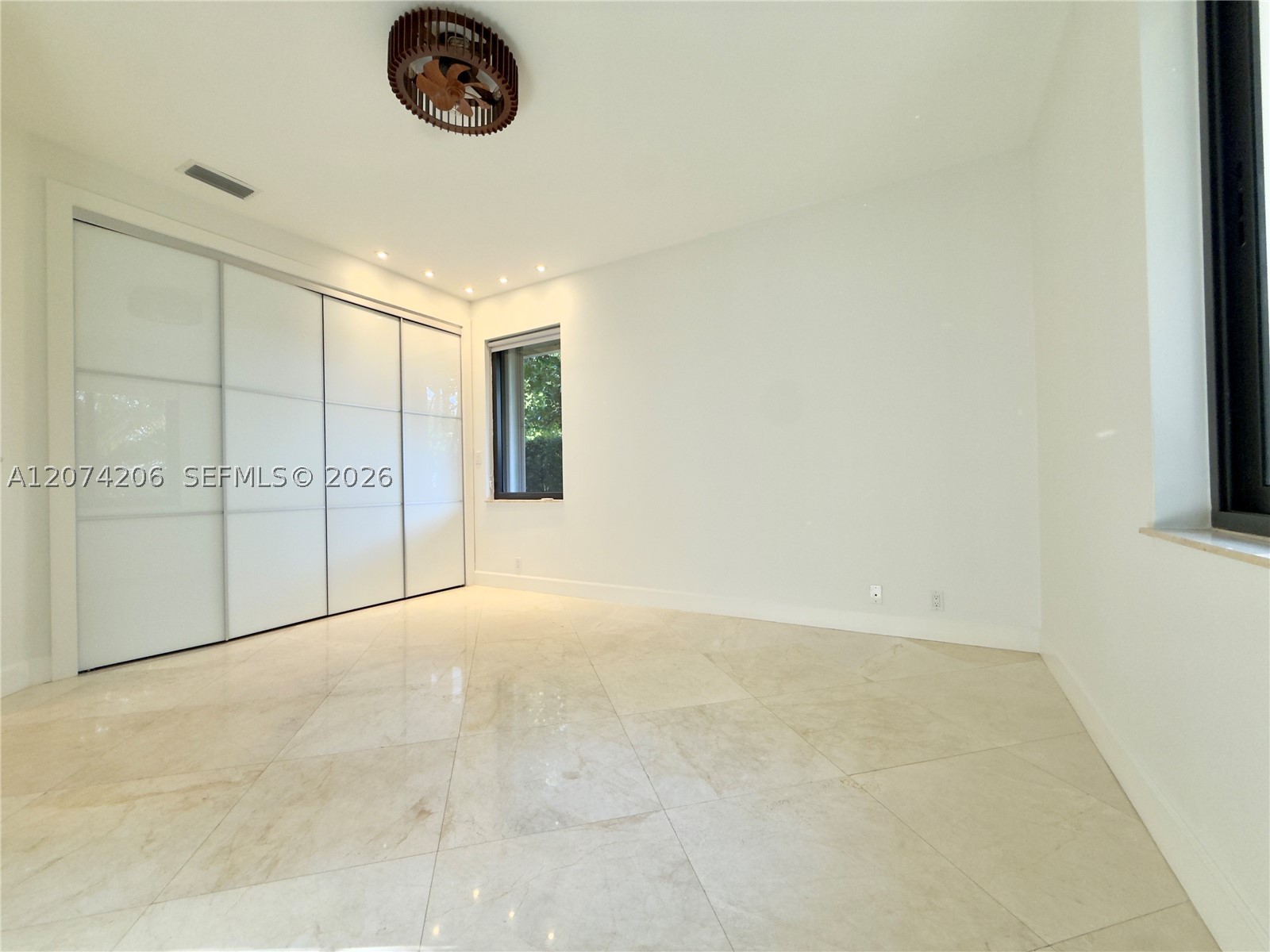 2880 Windmill Ranch Rd, Weston FL 33331