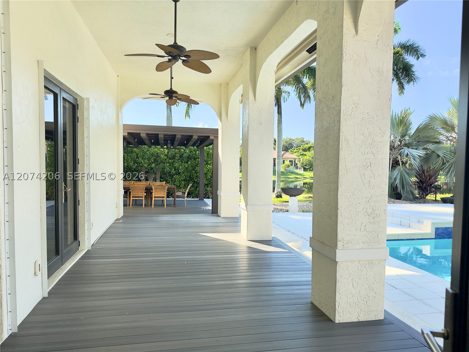 2880 Windmill Ranch Rd, Weston FL 33331
