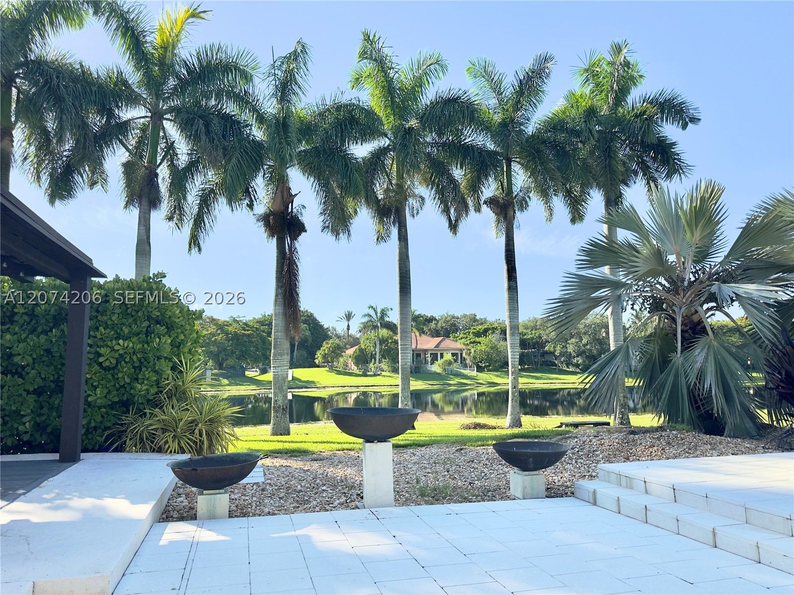 2880 Windmill Ranch Rd, Weston FL 33331