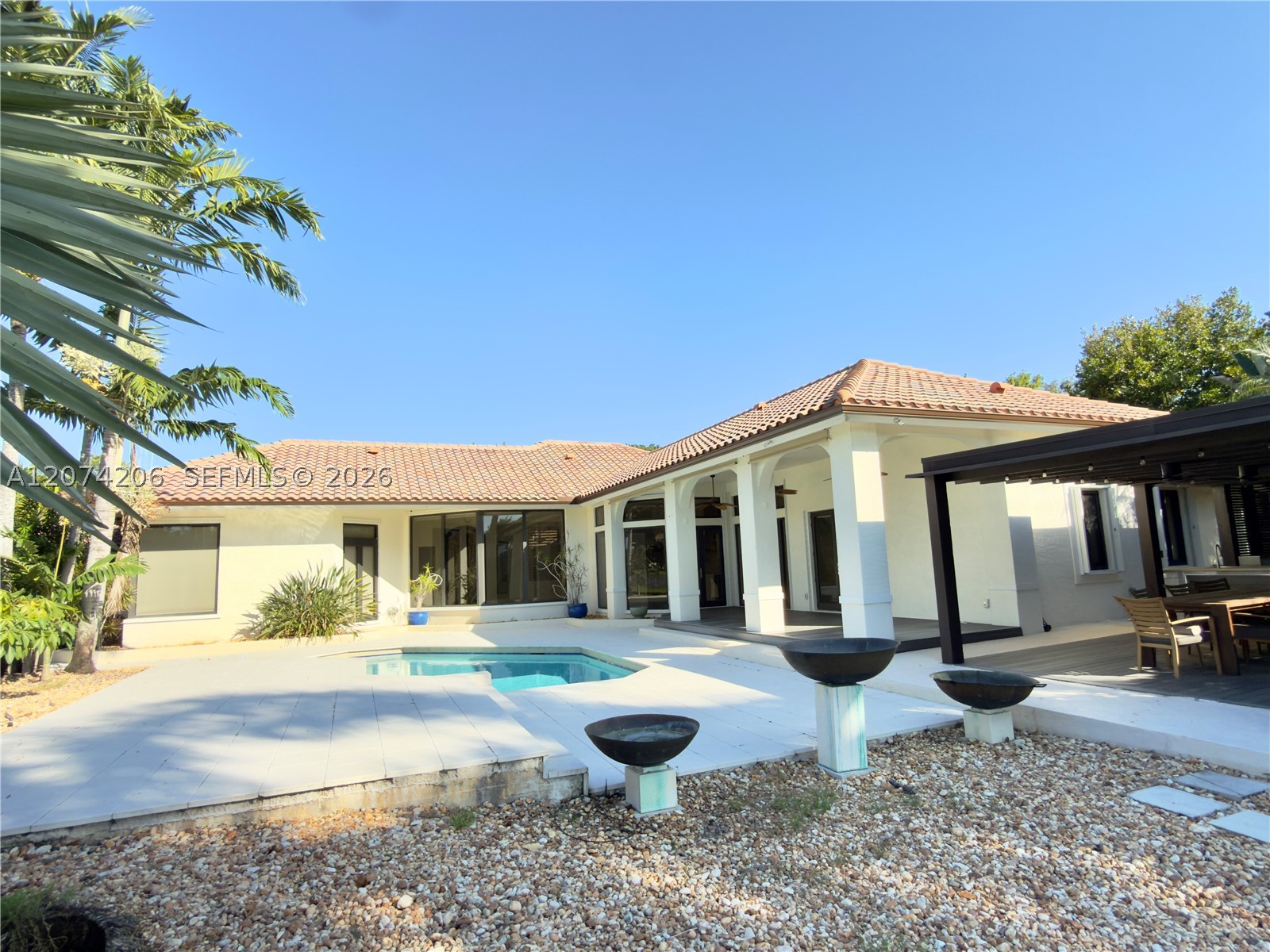 2880 Windmill Ranch Rd, Weston FL 33331