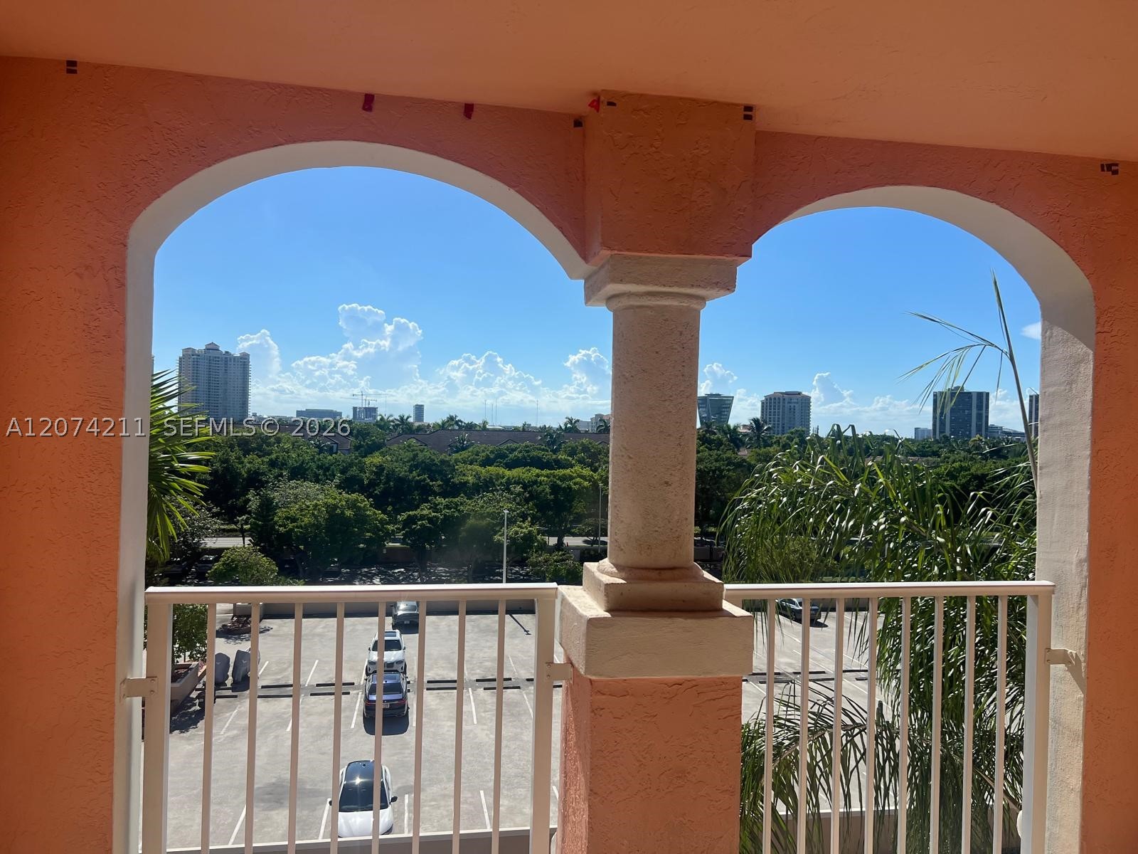 19601 E Country Club Dr #7603, Aventura FL 33180
