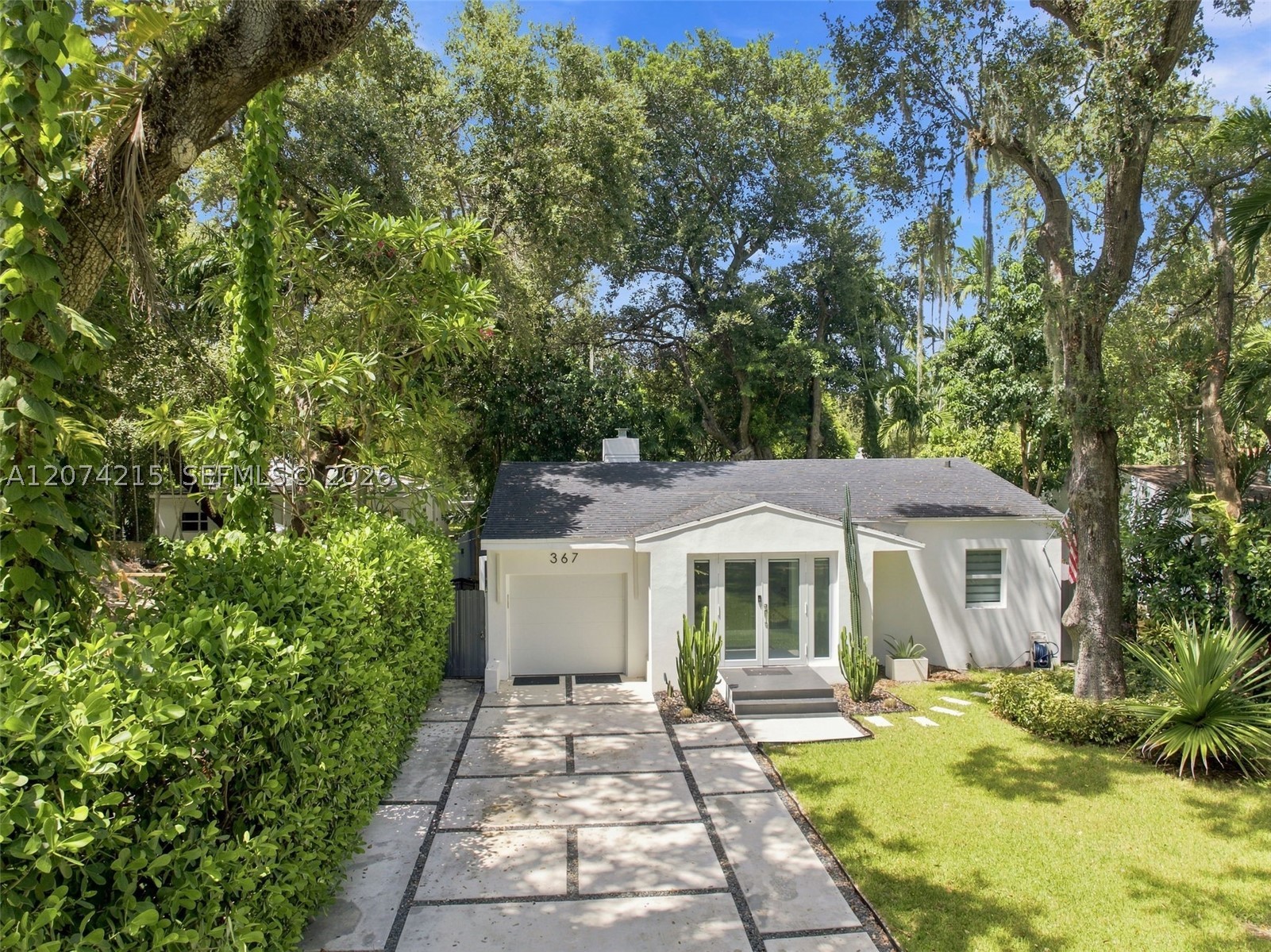 367 NE 86th St, El Portal FL 33138