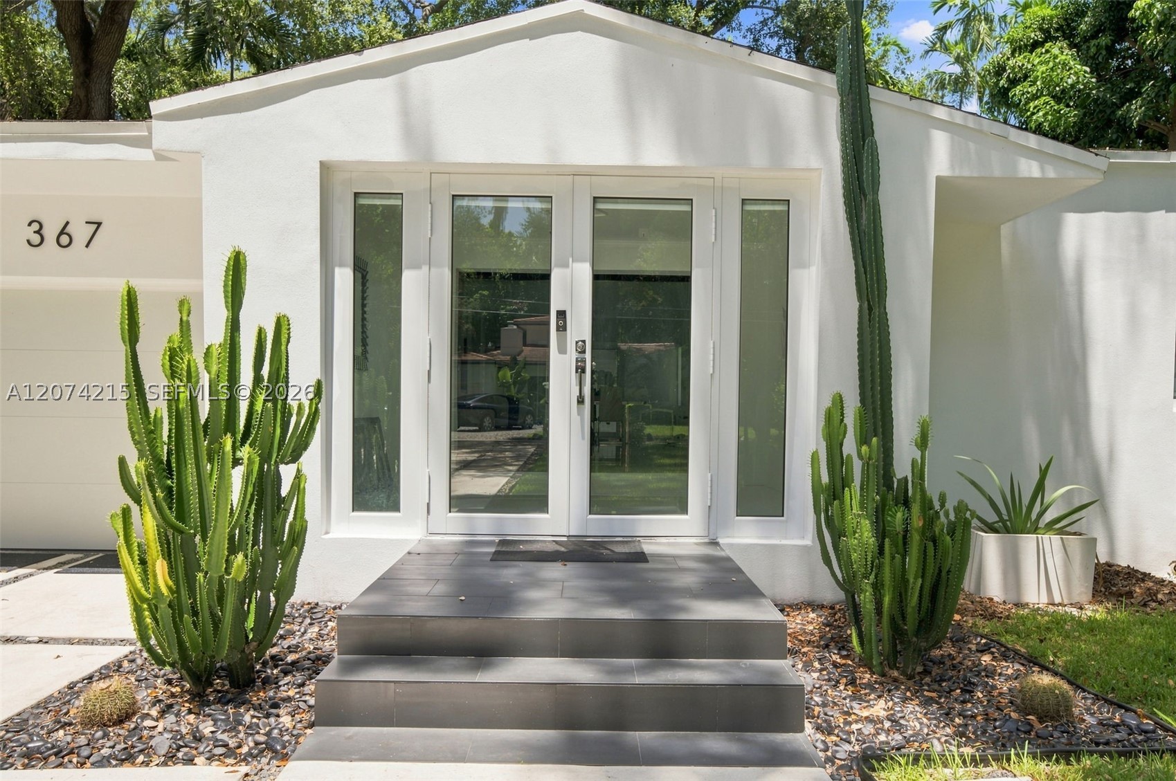 367 NE 86th St, El Portal FL 33138