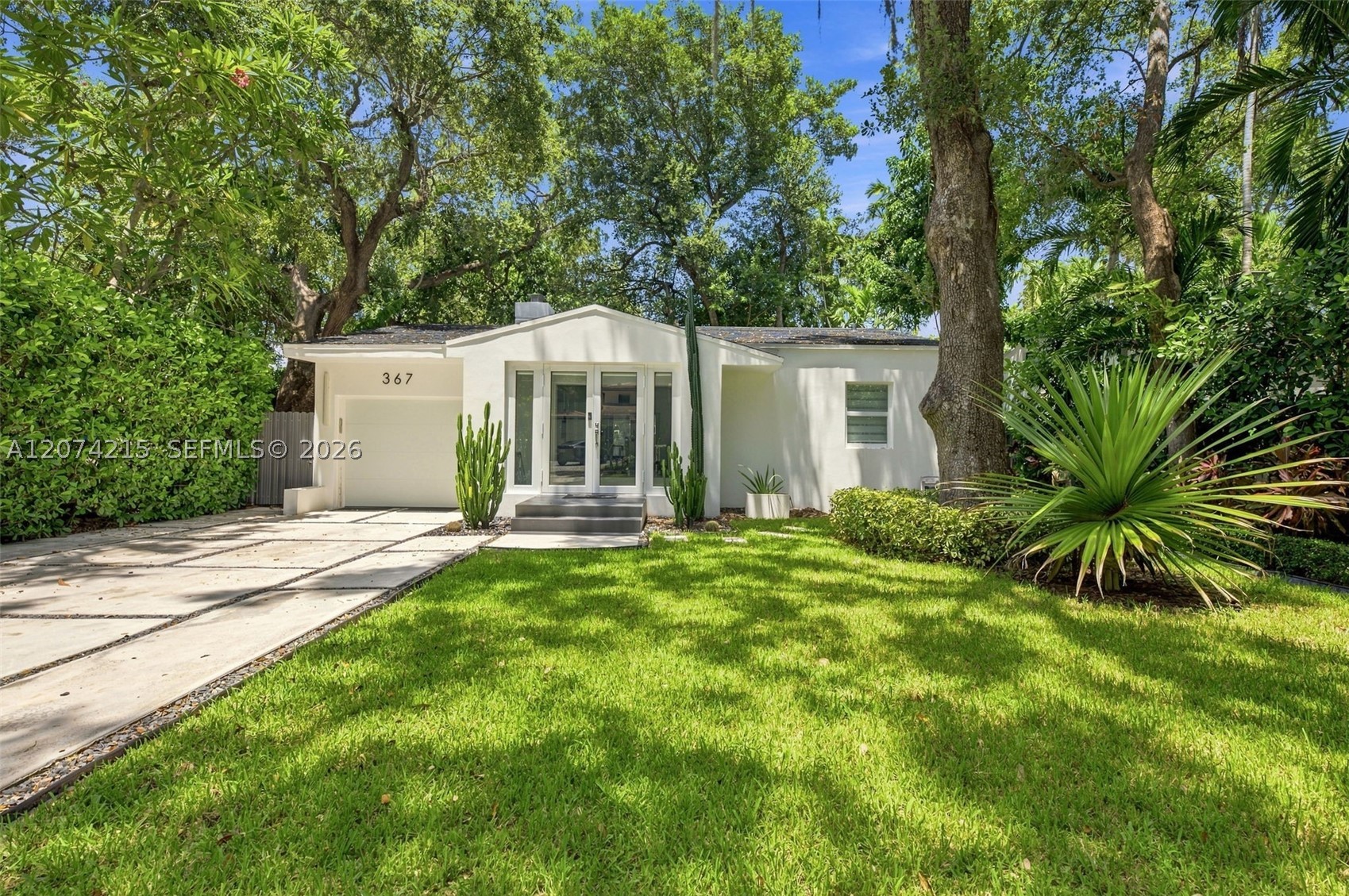 367 NE 86th St, El Portal FL 33138