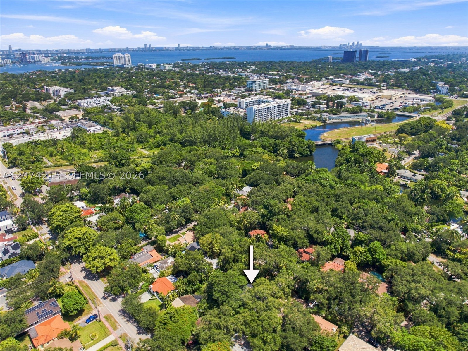 367 NE 86th St, El Portal FL 33138