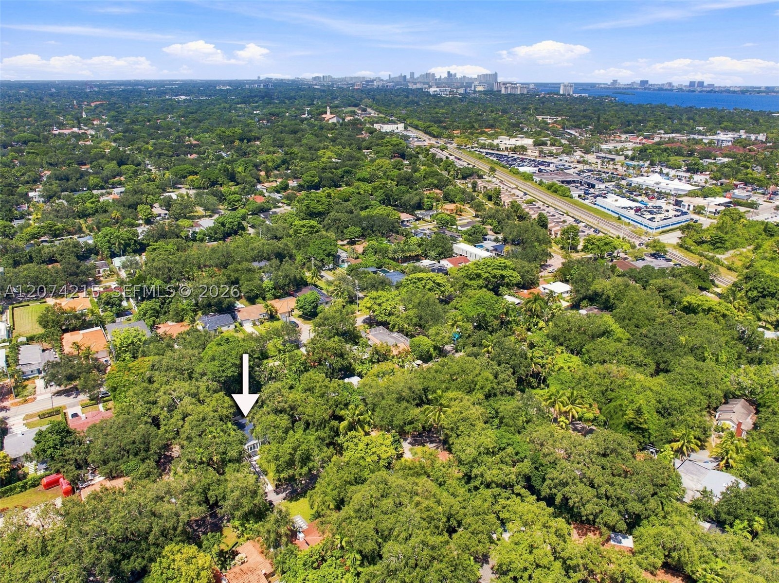 367 NE 86th St, El Portal FL 33138