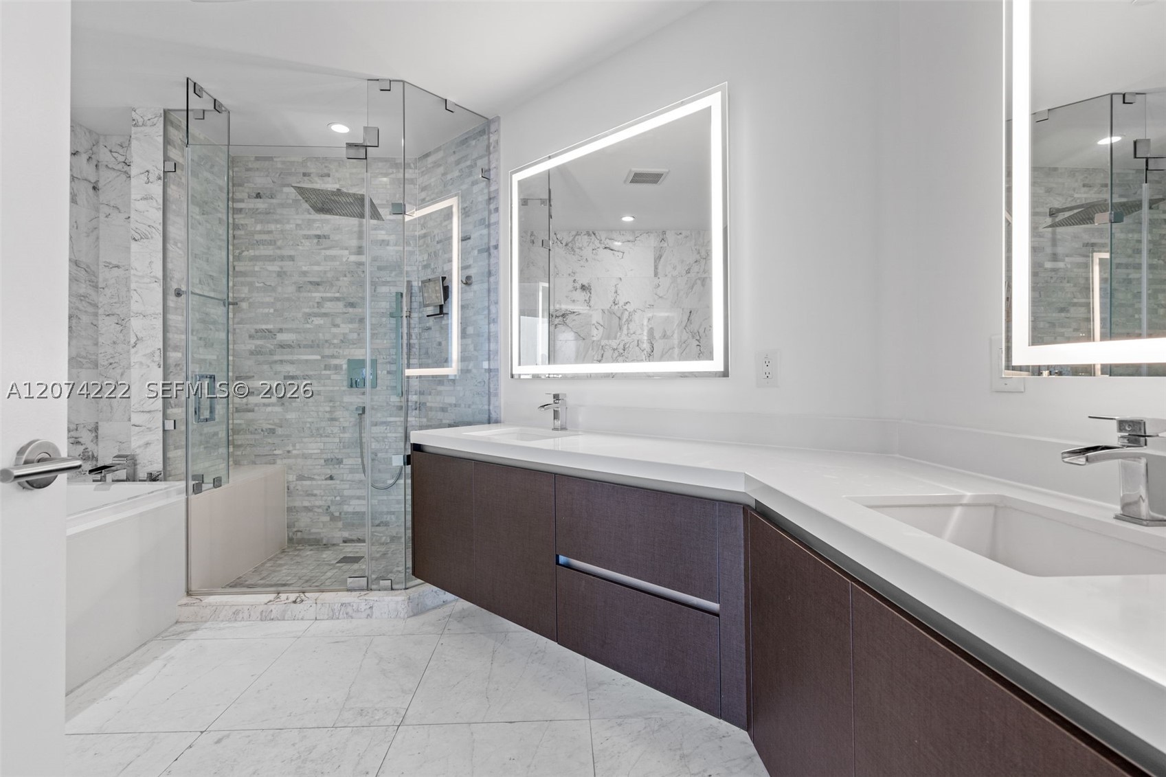 851 NE 1st Ave #1506, Miami FL 33132