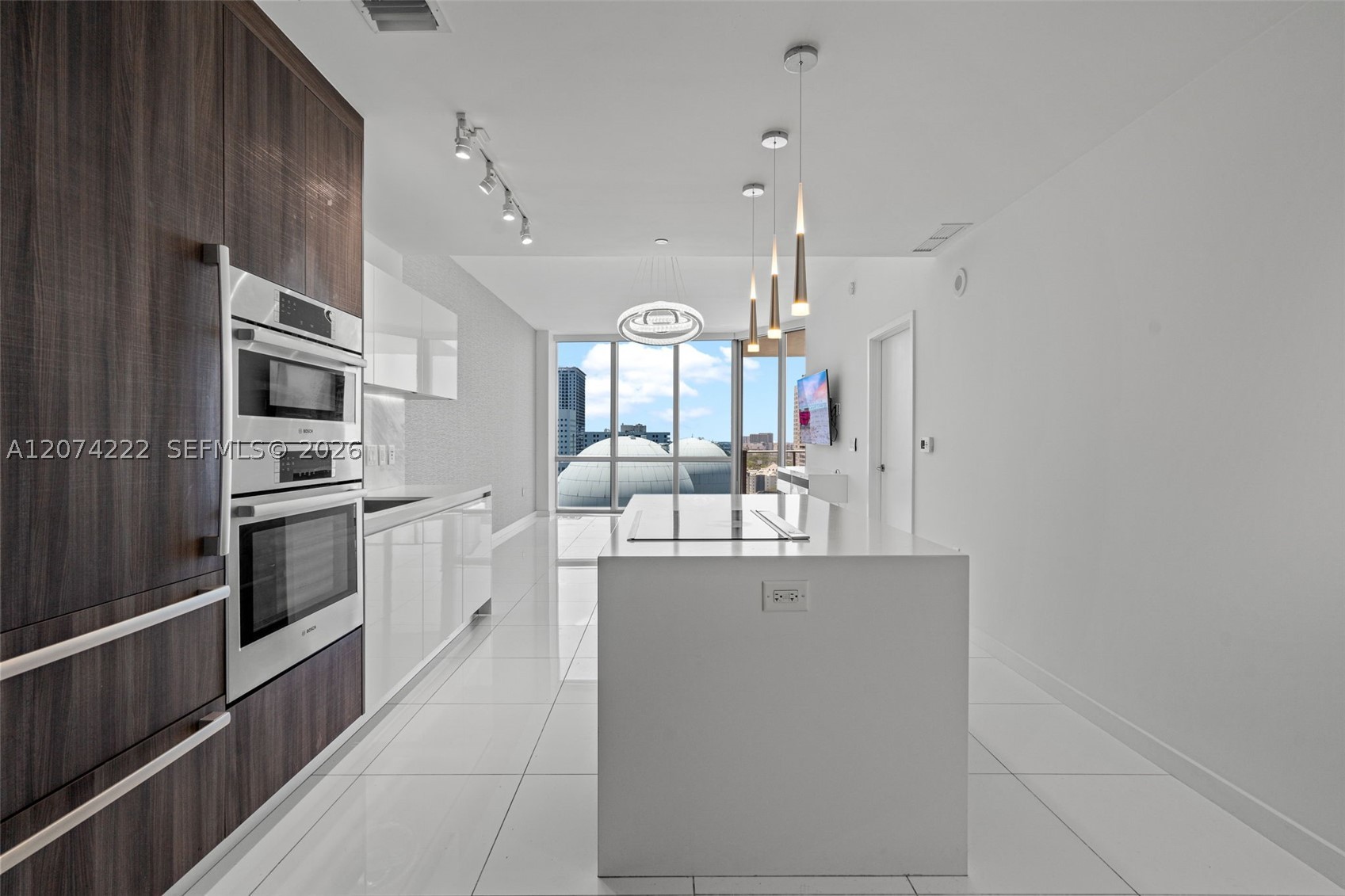 851 NE 1st Ave #1506, Miami FL 33132