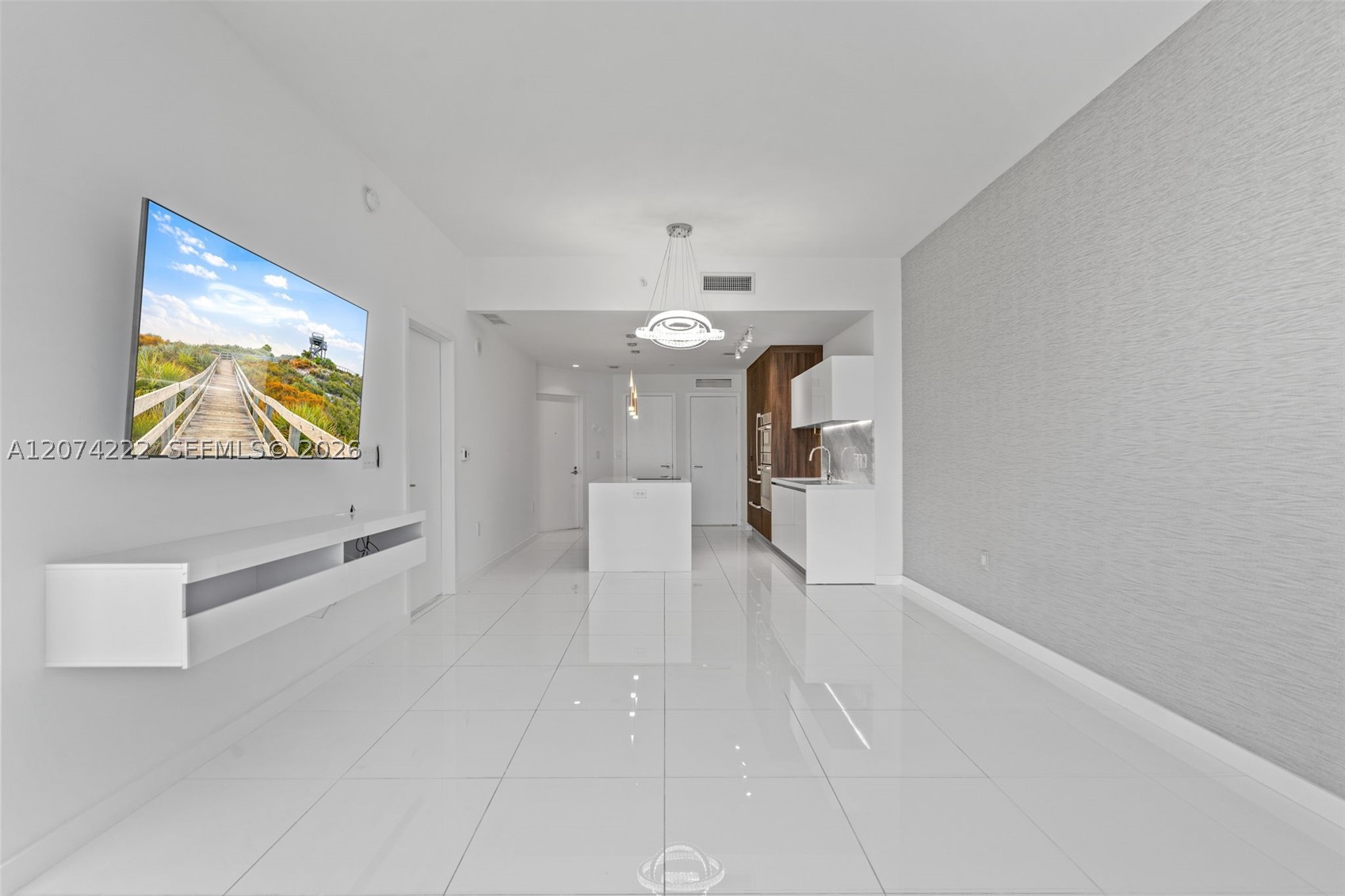 851 NE 1st Ave #1506, Miami FL 33132