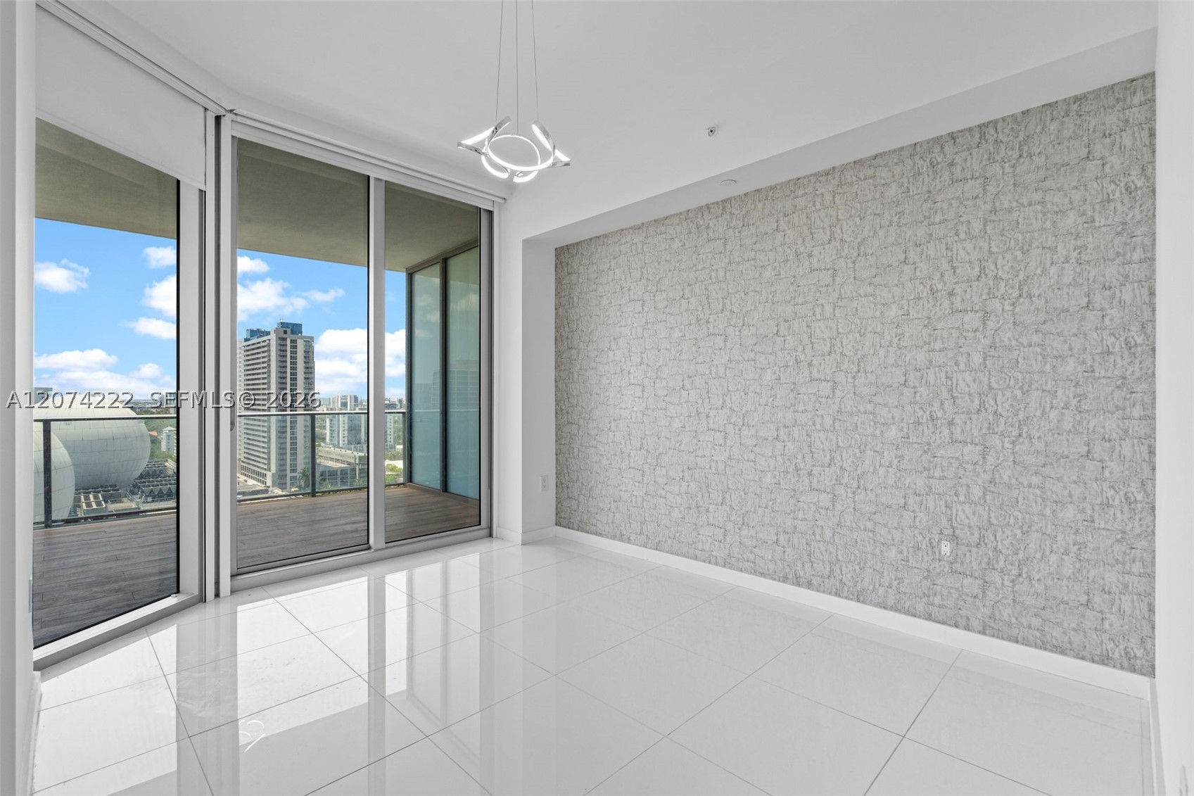 851 NE 1st Ave #1506, Miami FL 33132