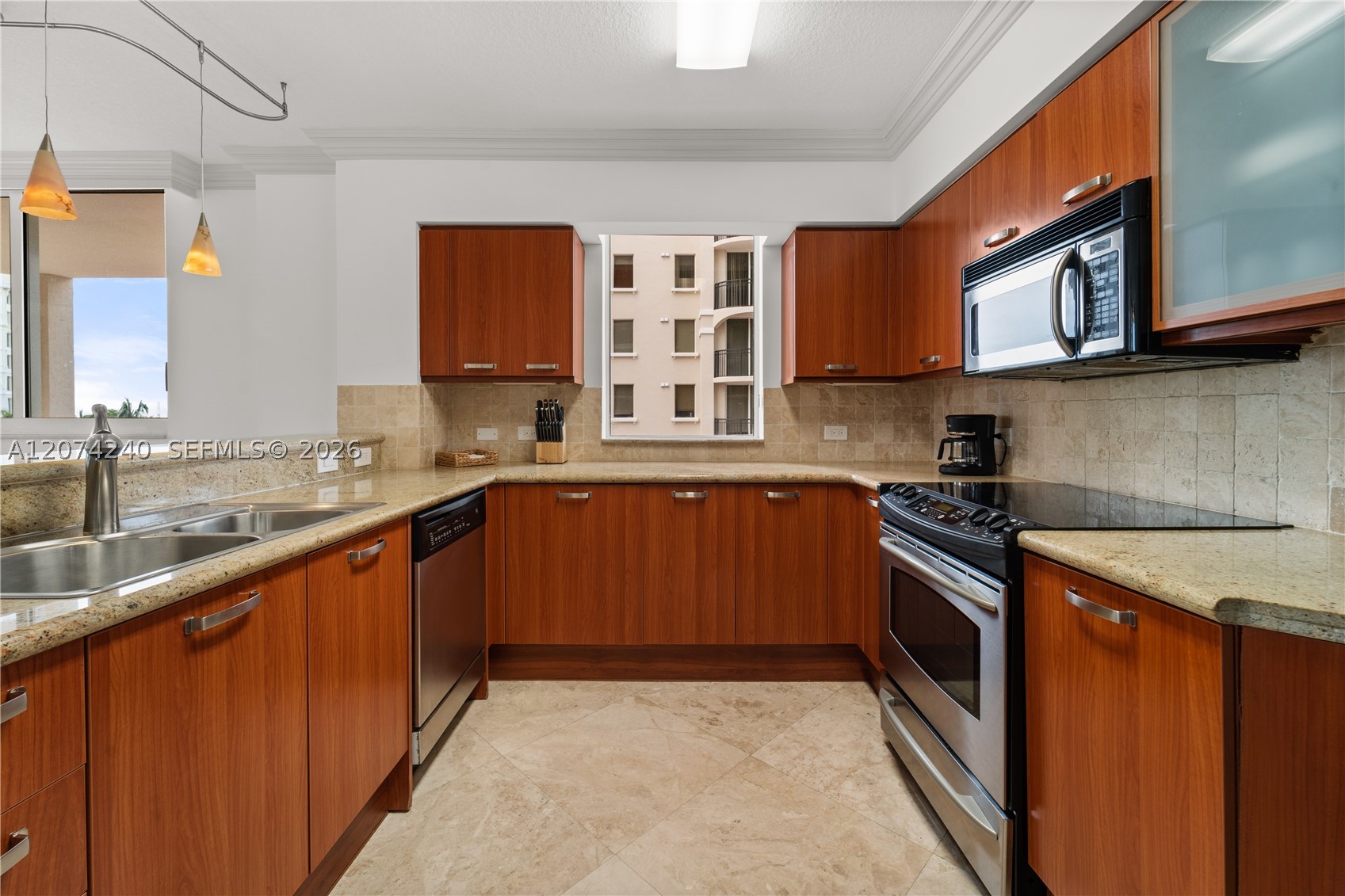 2011 N Ocean Blvd #401, Fort Lauderdale FL 33305